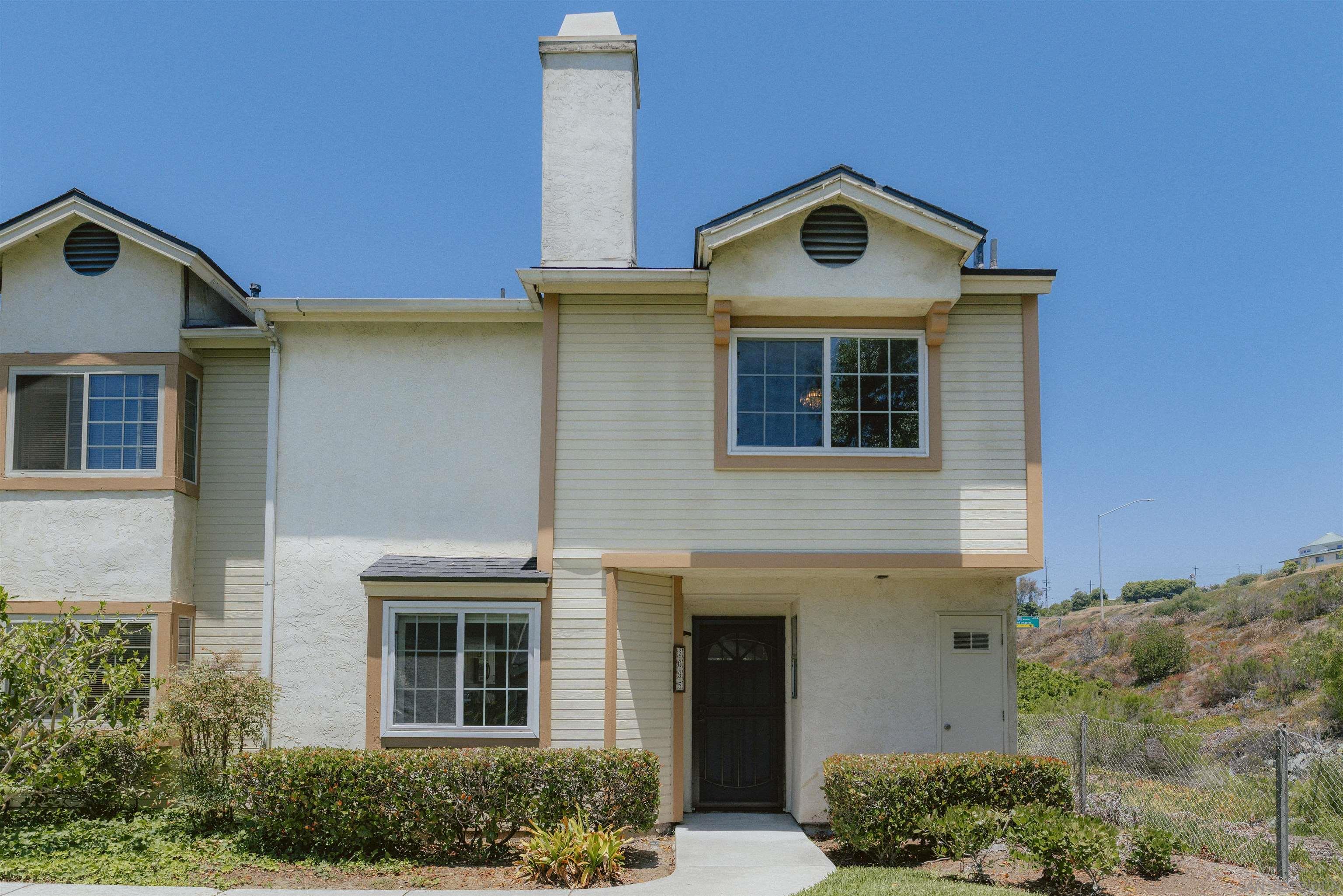 Detail Gallery Image 1 of 1 For 2095  Haller St, San Diego,  CA 92104 - 3 Beds | 3 Baths