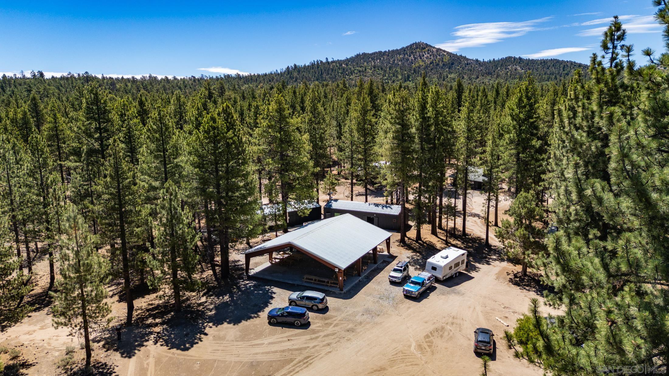 Detail Gallery Image 23 of 28 For , Fawnskin,  CA 92333 - – Beds | – Baths