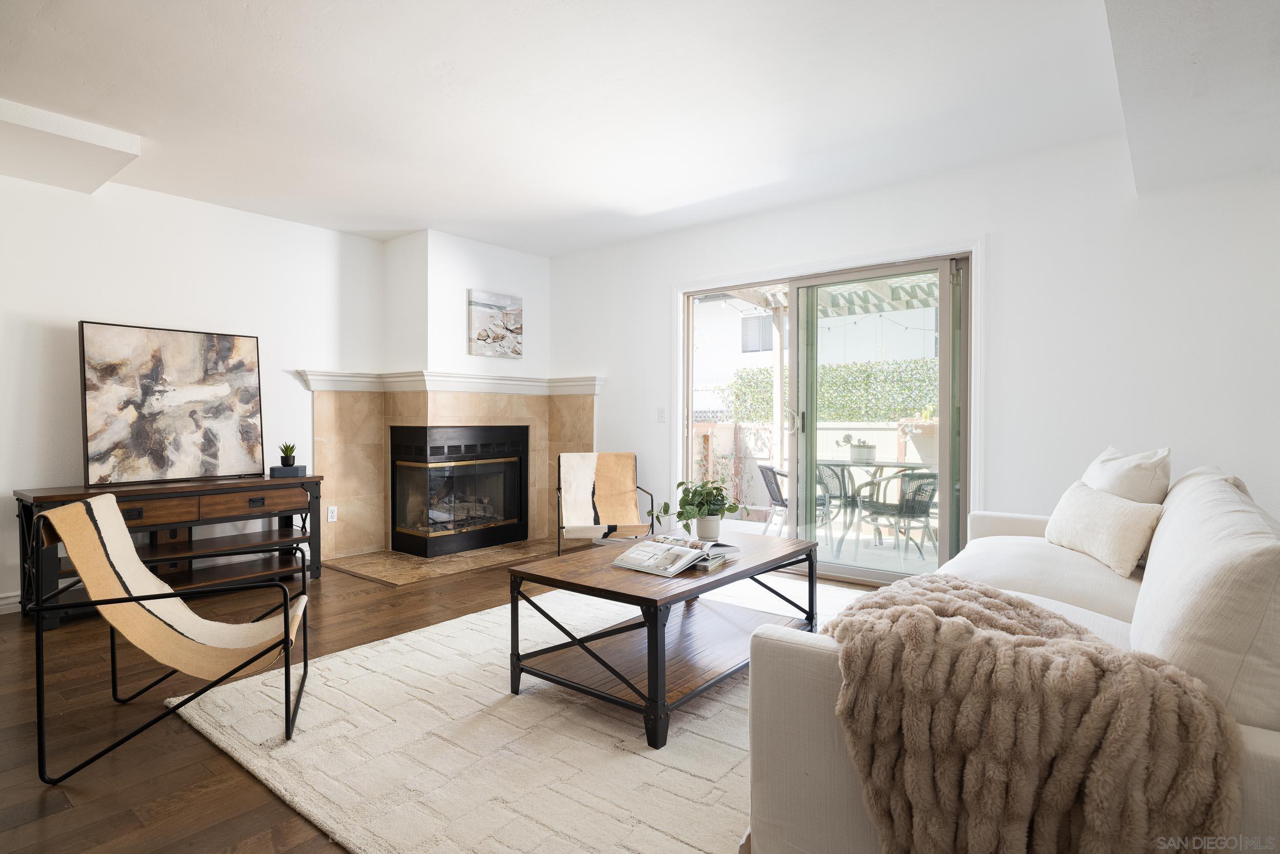 Front Image Thumbnail for SD250033199