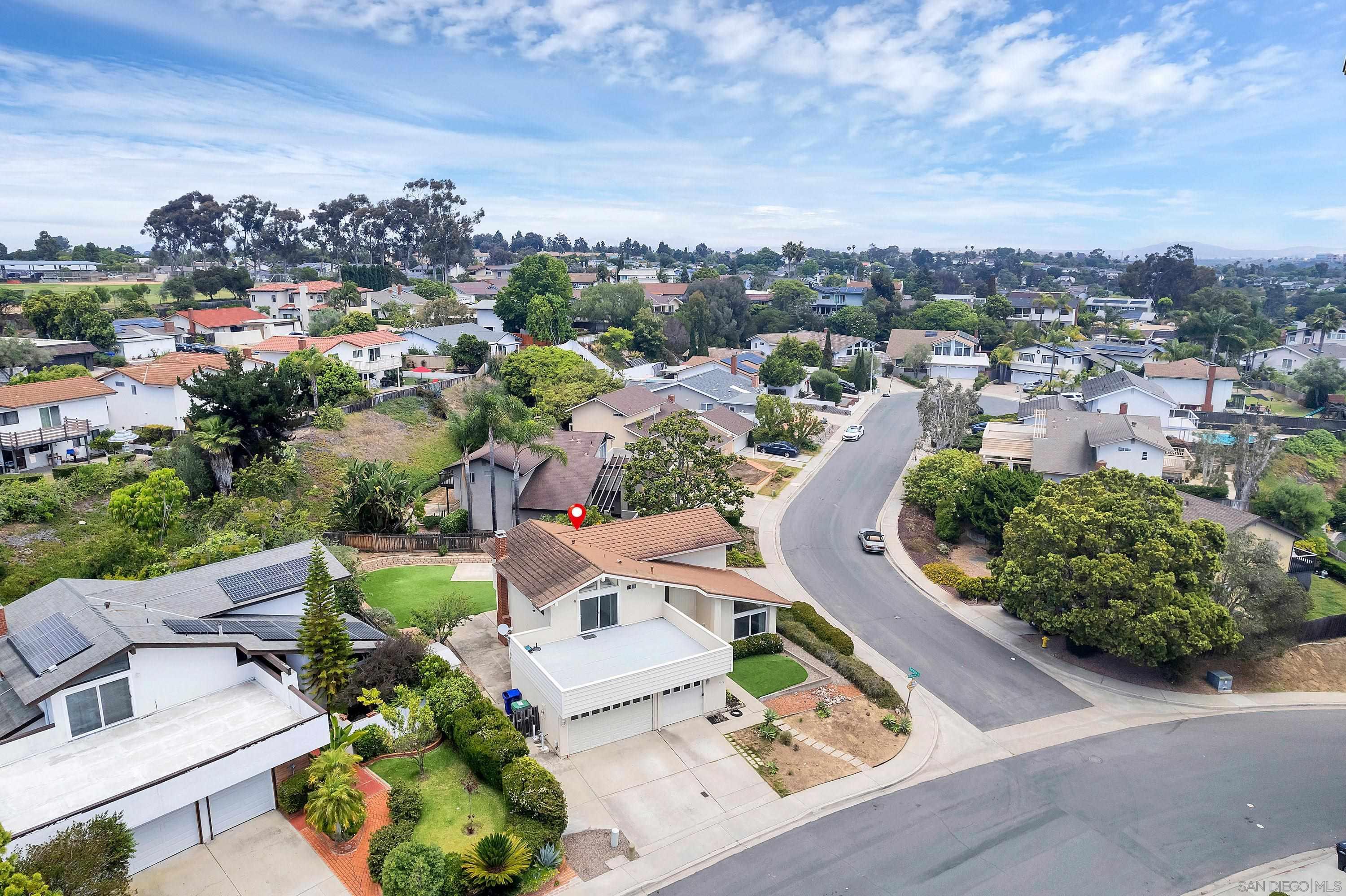 Detail Gallery Image 1 of 1 For 6135  Syracuse Lane, San Diego,  CA 92122 - 5 Beds | 3 Baths