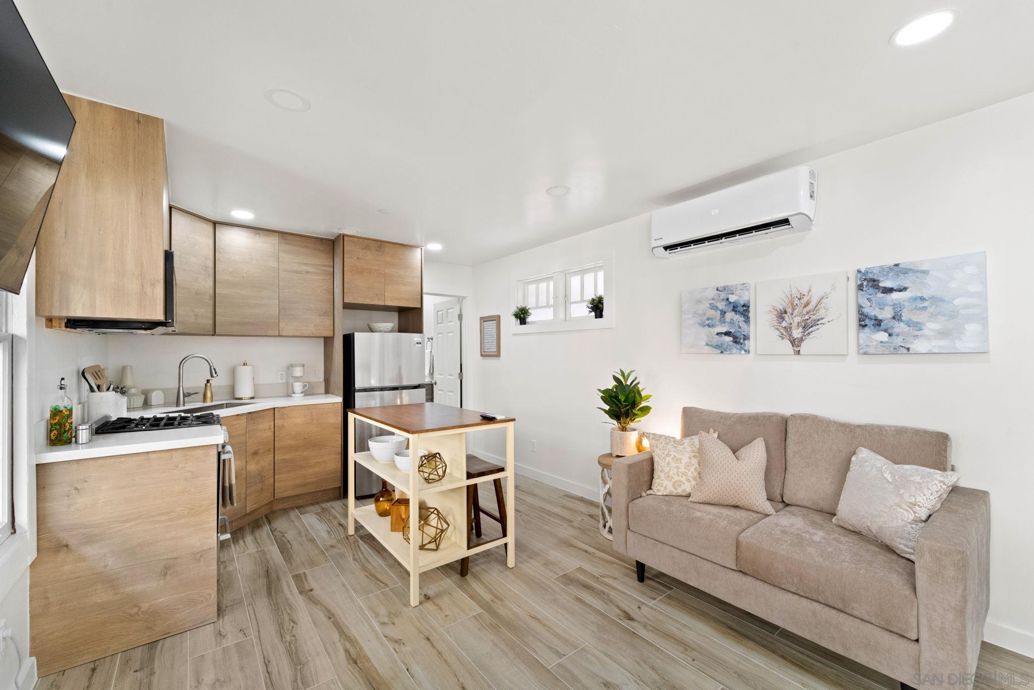 Detail Gallery Image 12 of 73 For 110  Maple St, San Diego,  CA 92103 - – Beds | – Baths