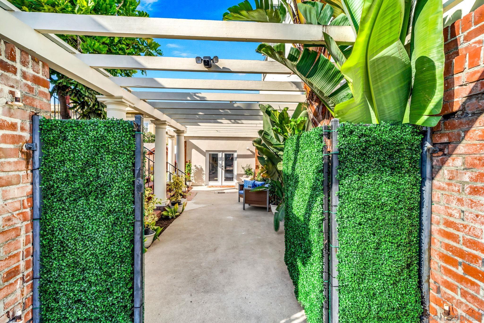 Detail Gallery Image 38 of 73 For 110  Maple St, San Diego,  CA 92103 - – Beds | – Baths