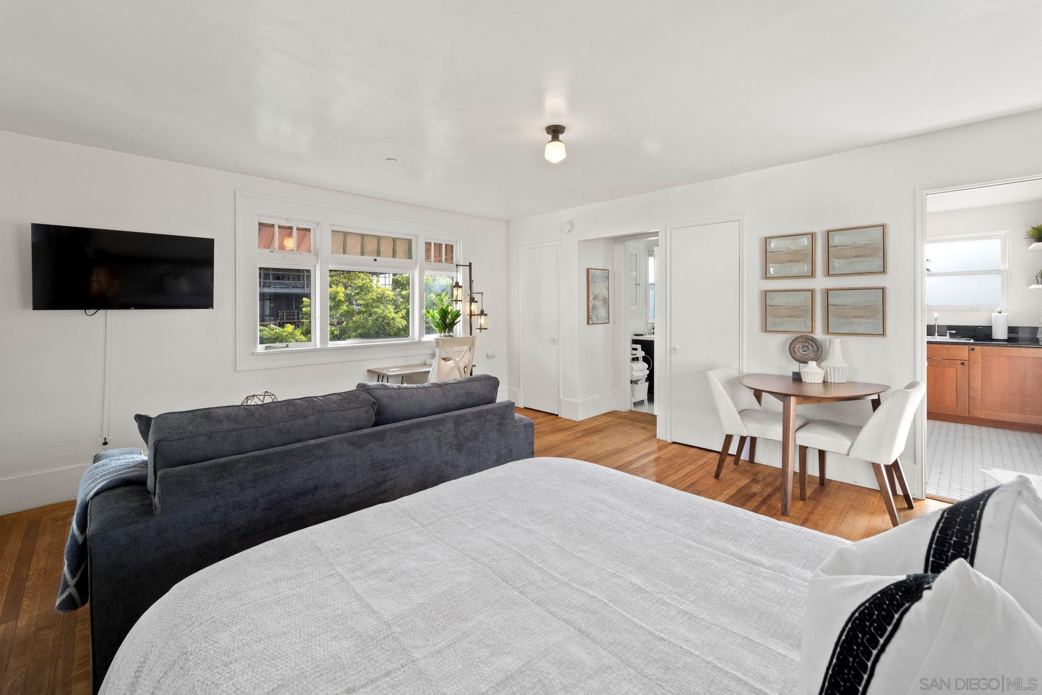 Detail Gallery Image 44 of 73 For 110  Maple St, San Diego,  CA 92103 - – Beds | – Baths