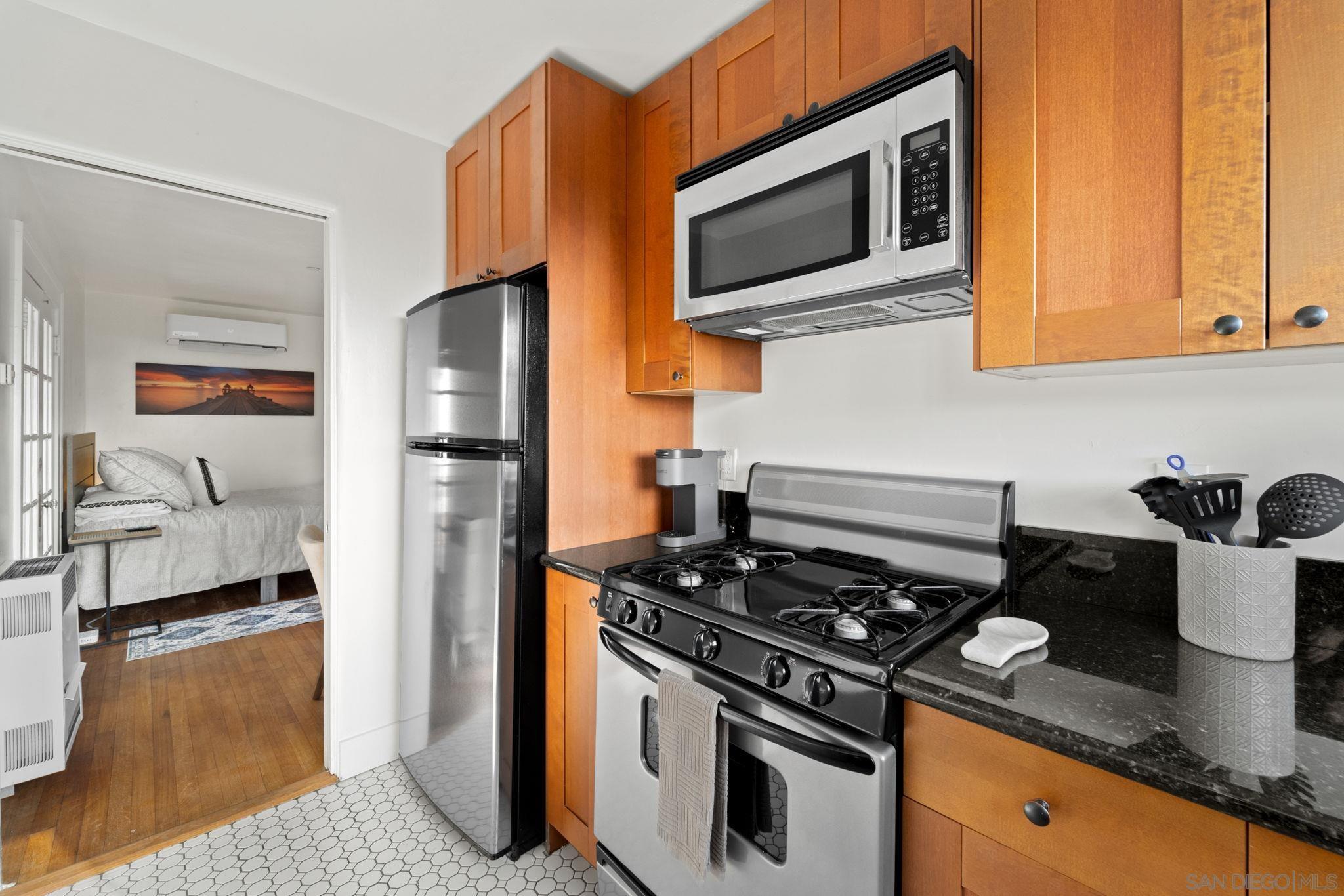 Detail Gallery Image 53 of 73 For 110  Maple St, San Diego,  CA 92103 - – Beds | – Baths