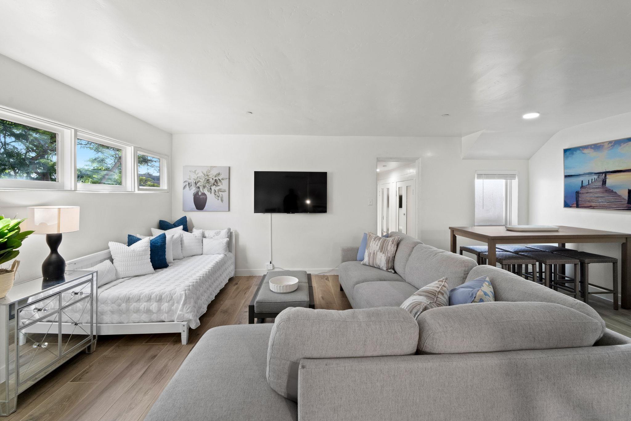 Detail Gallery Image 67 of 73 For 110  Maple St, San Diego,  CA 92103 - – Beds | – Baths