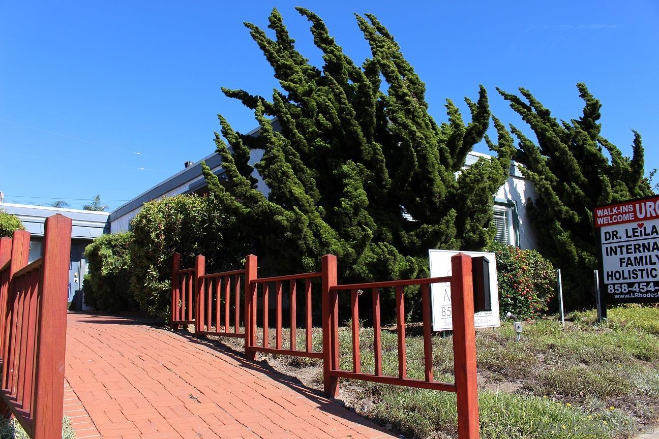 Detail Gallery Image 1 of 21 For 6527  La Jolla Blvd, La Jolla,  CA 92037 - – Beds | – Baths