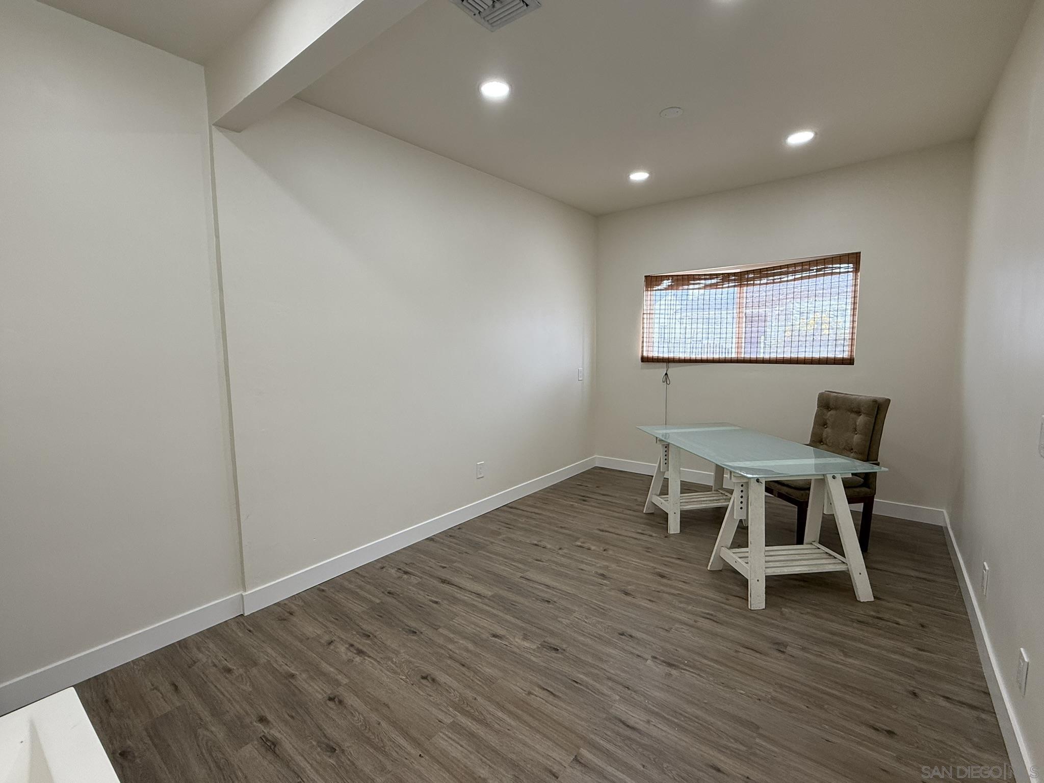 Detail Gallery Image 19 of 21 For 6527  La Jolla Blvd, La Jolla,  CA 92037 - – Beds | – Baths