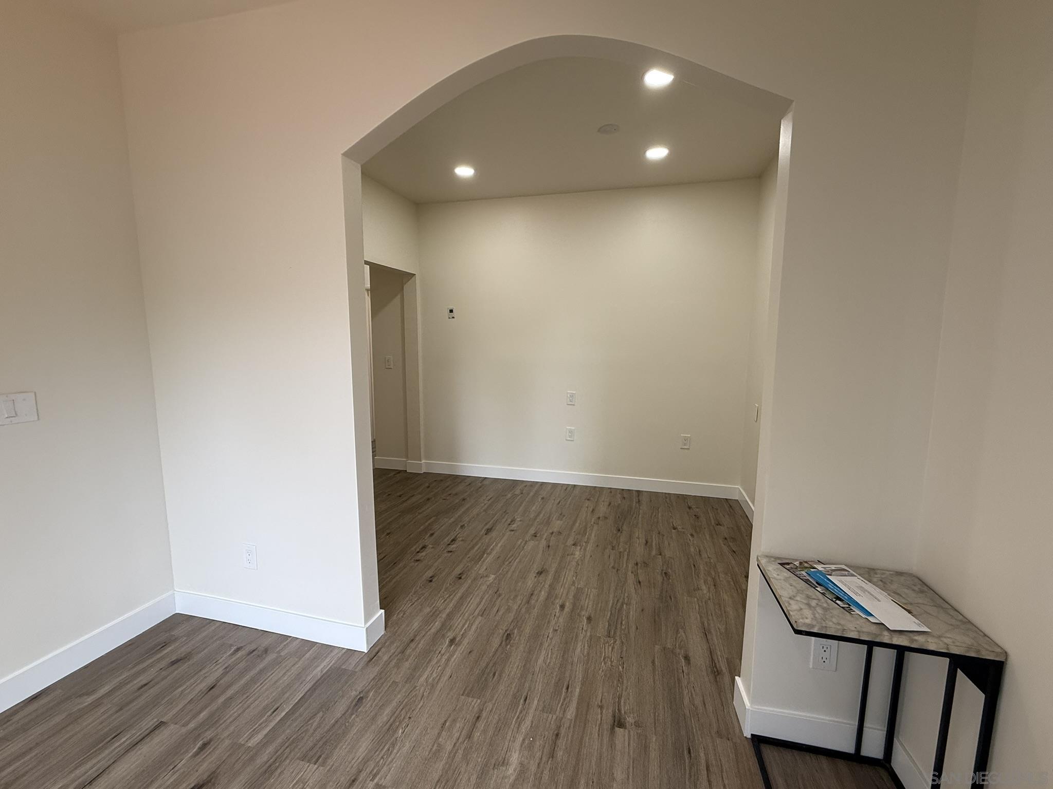 Detail Gallery Image 5 of 21 For 6527  La Jolla Blvd, La Jolla,  CA 92037 - – Beds | – Baths