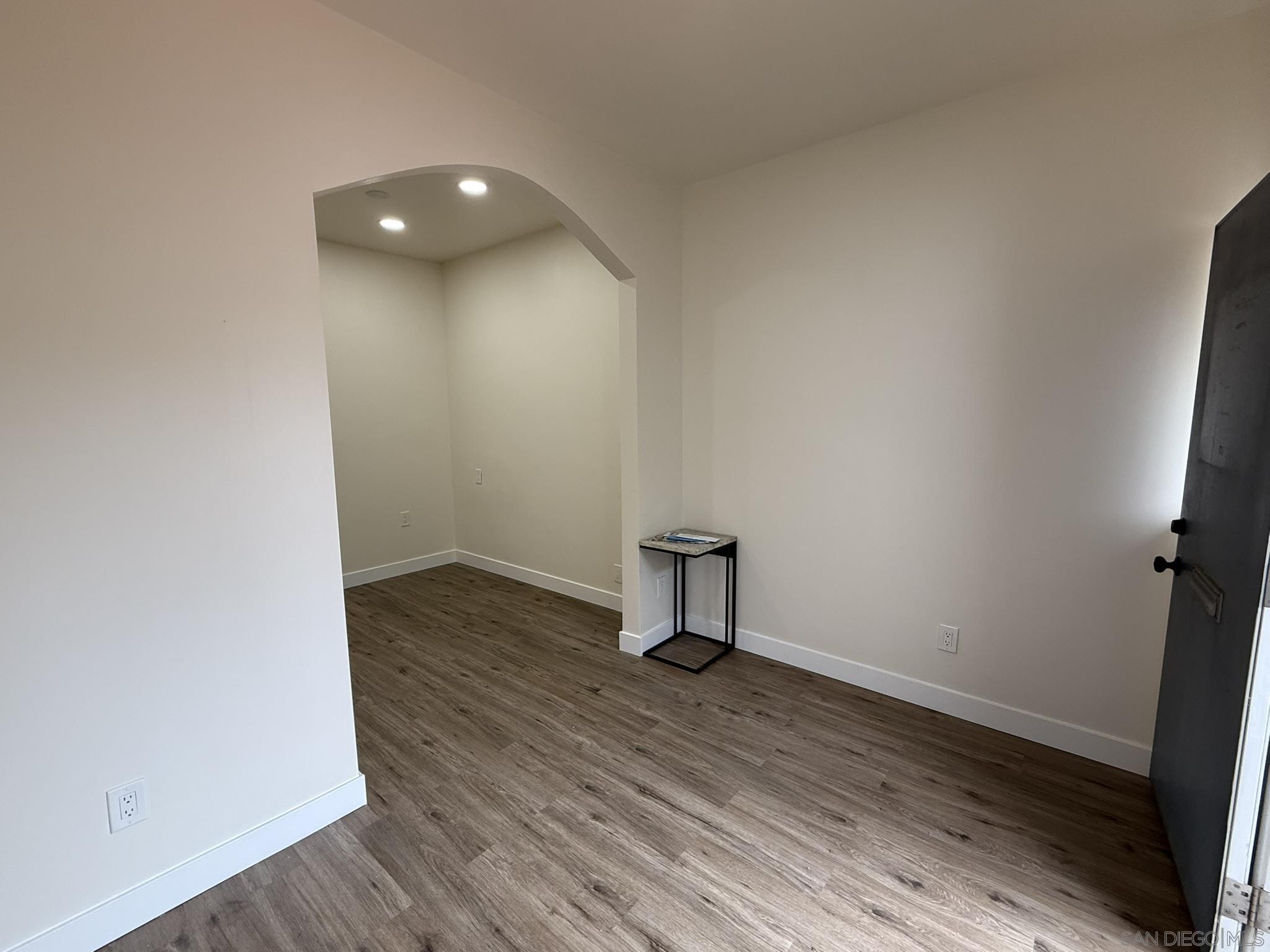 Detail Gallery Image 7 of 21 For 6527  La Jolla Blvd, La Jolla,  CA 92037 - – Beds | – Baths