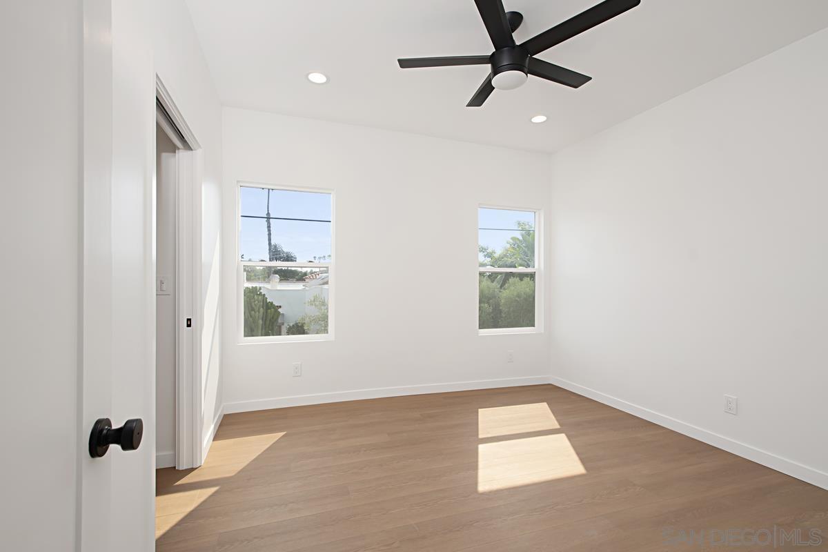 Detail Gallery Image 14 of 21 For 4625  Adair St, San Diego,  CA 92107 - 7 Beds | 5/1 Baths