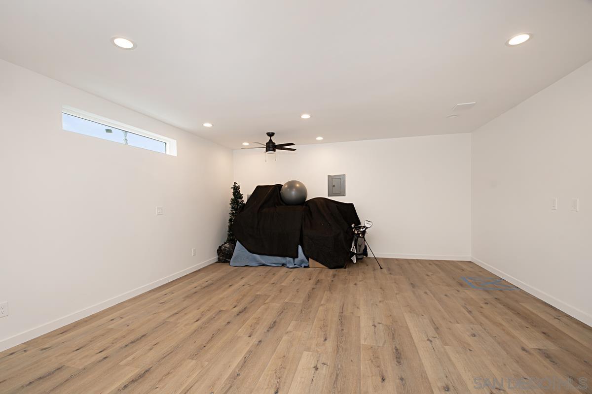 Detail Gallery Image 19 of 21 For 4625  Adair St, San Diego,  CA 92107 - 7 Beds | 5/1 Baths