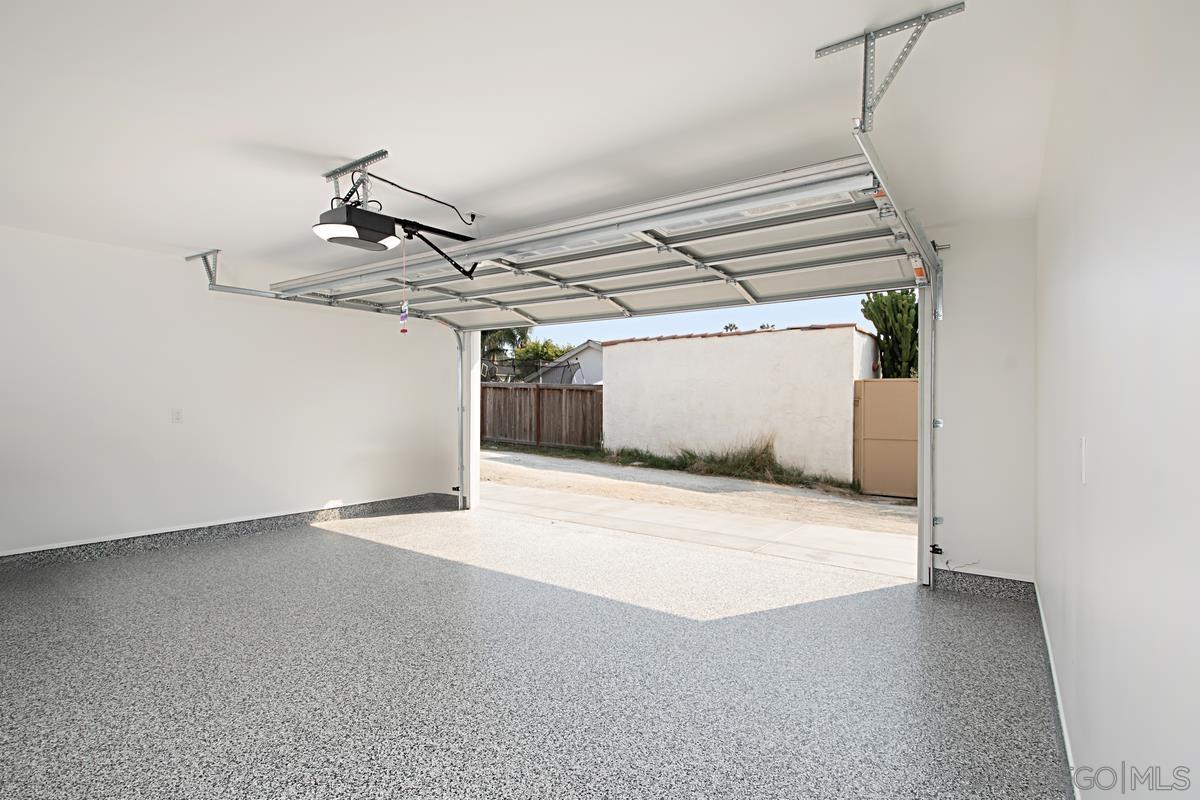 Detail Gallery Image 21 of 21 For 4625  Adair St, San Diego,  CA 92107 - 7 Beds | 5/1 Baths