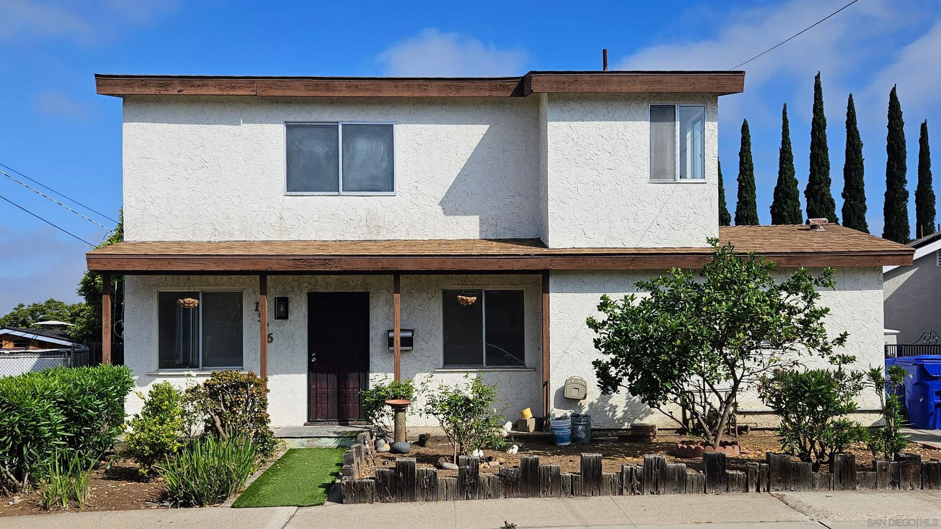 Detail Gallery Image 1 of 12 For 1576  Acheson Street, San Diego,  CA 92111 - 7 Beds | 4 Baths