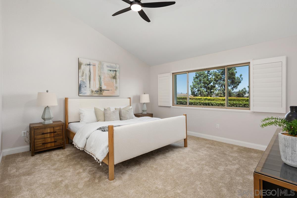 Detail Gallery Image 22 of 36 For 11872  Bernardo Terrace  #UNIT E,  San Diego,  CA 92128 - 3 Beds | 2 Baths