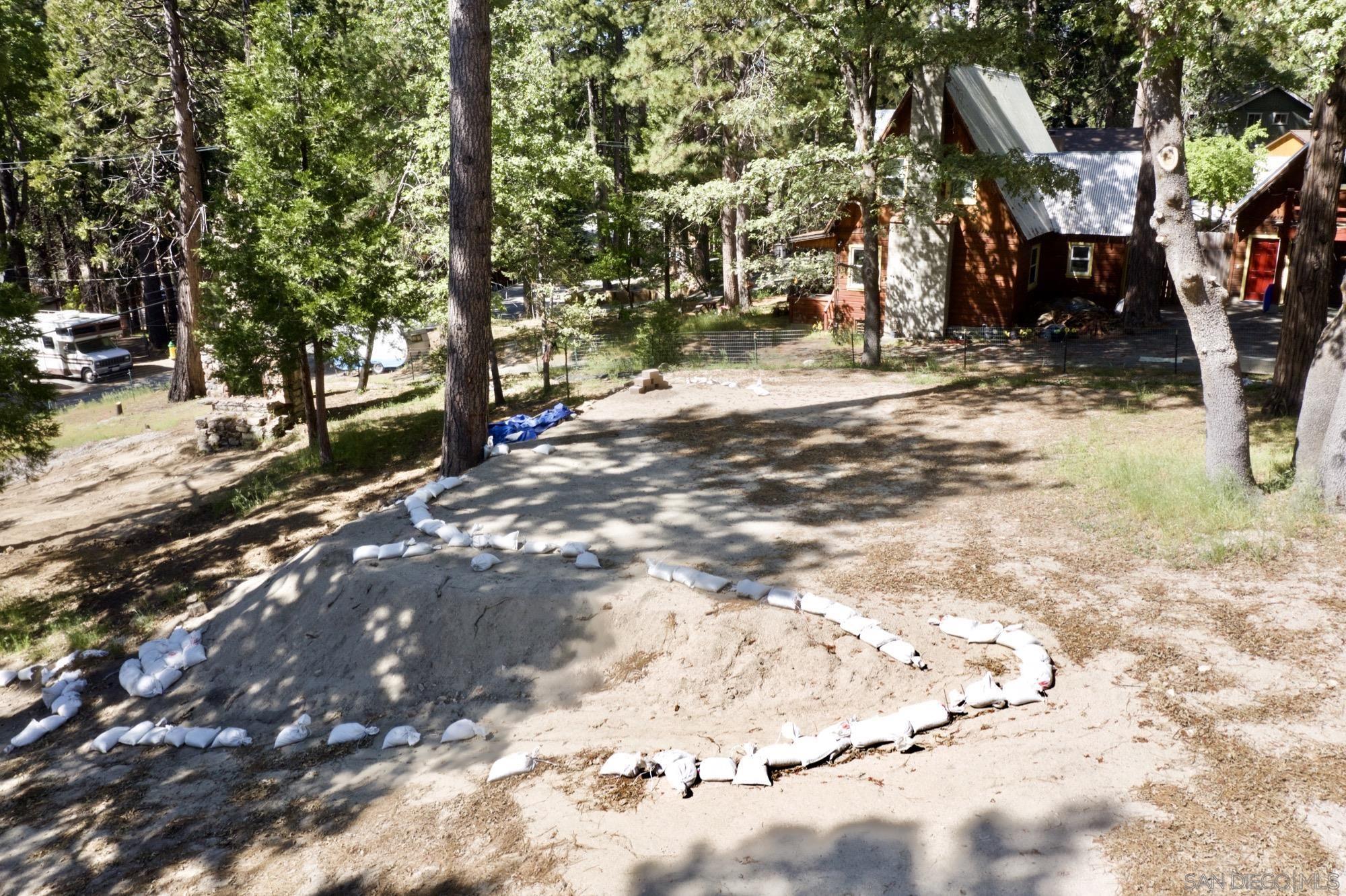 Detail Gallery Image 6 of 39 For , Running Springs,  CA 92382 - – Beds | – Baths