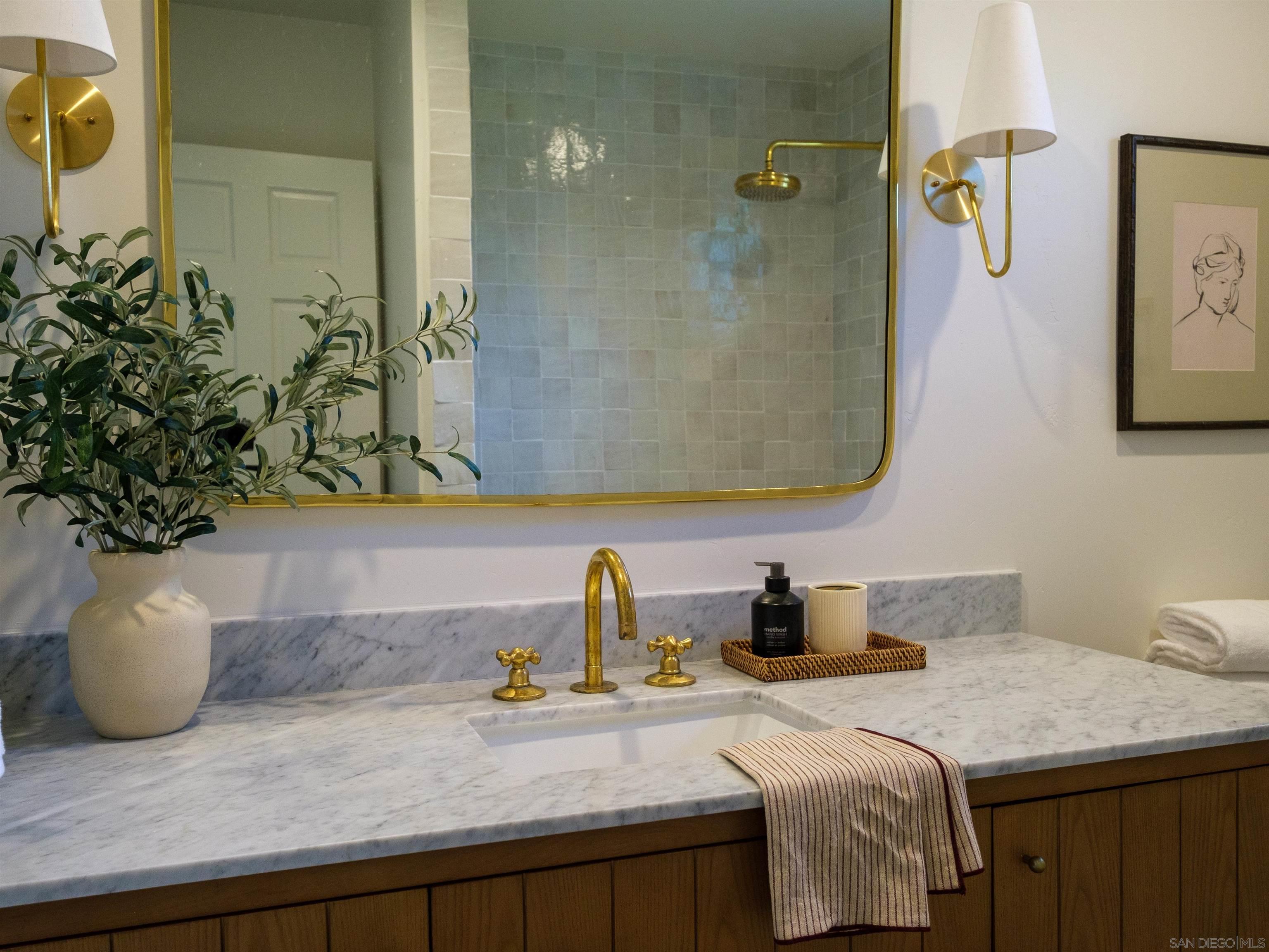 Detail Gallery Image 14 of 33 For 1915  Montgomery Ave, Cardiff By The Sea,  CA 92007 - 4 Beds | 3 Baths