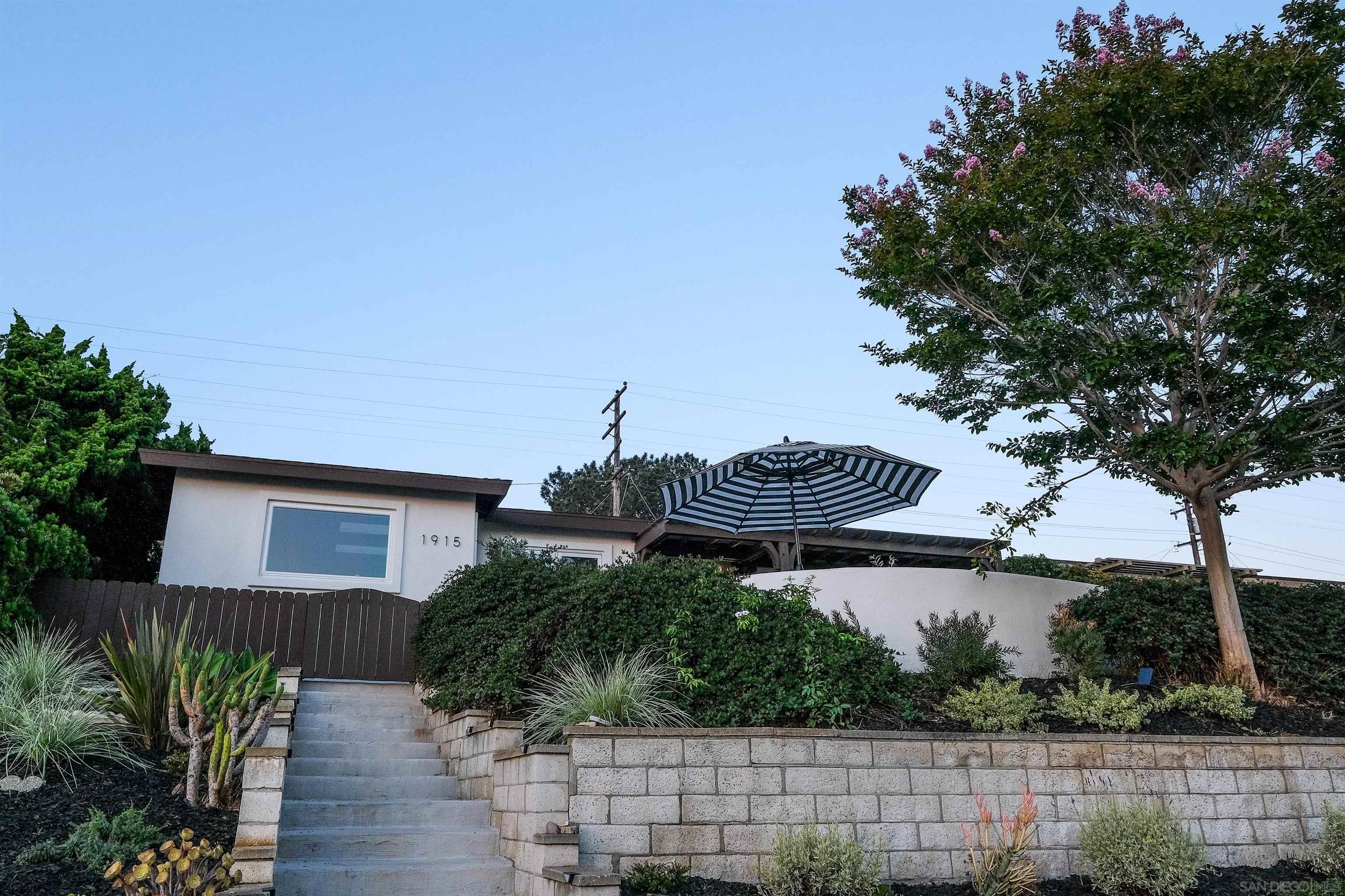 Detail Gallery Image 29 of 33 For 1915  Montgomery Ave, Cardiff By The Sea,  CA 92007 - 4 Beds | 3 Baths