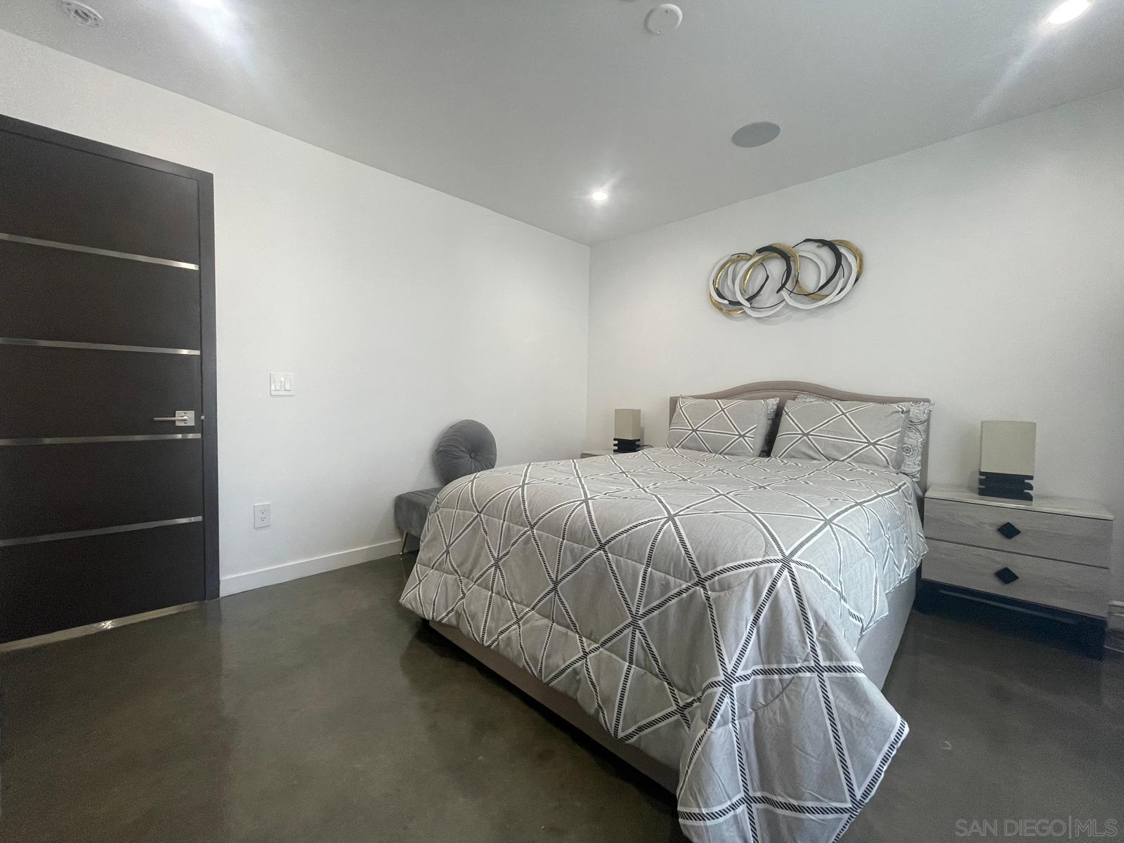Detail Gallery Image 11 of 53 For 1251  Parker Pl  1b, San Diego,  CA 92109 - 2 Beds | 2 Baths