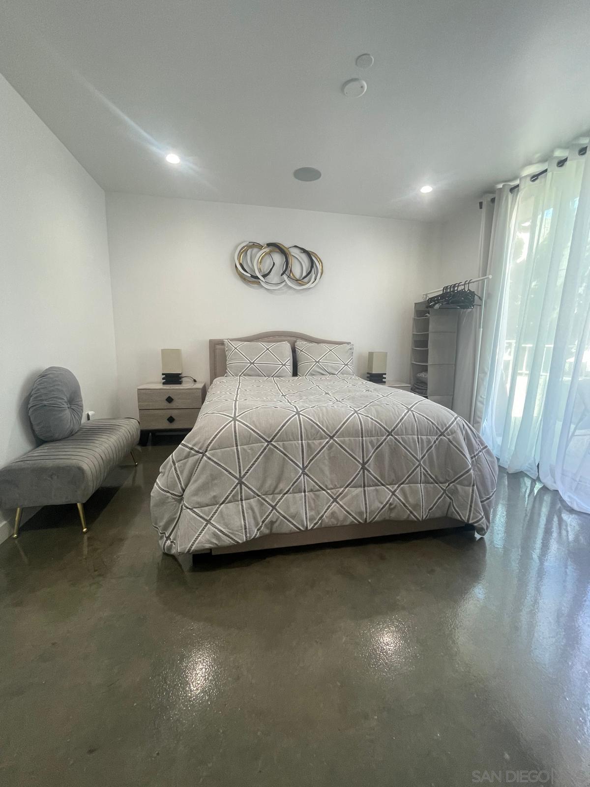 Detail Gallery Image 12 of 53 For 1251  Parker Pl  1b, San Diego,  CA 92109 - 2 Beds | 2 Baths