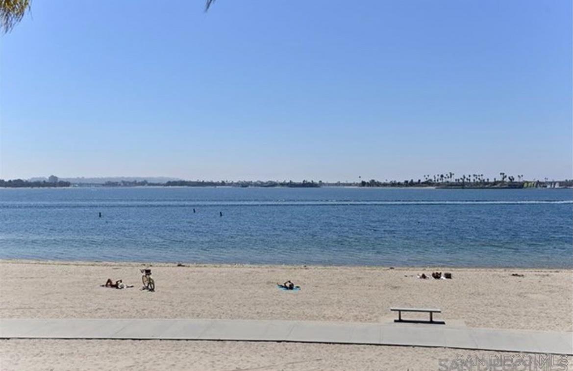 Detail Gallery Image 41 of 53 For 1251  Parker Pl  1b, San Diego,  CA 92109 - 2 Beds | 2 Baths