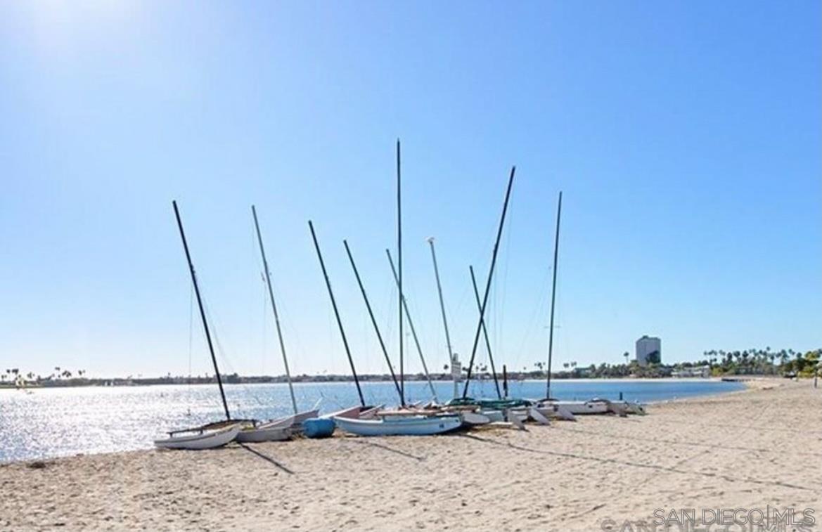 Detail Gallery Image 48 of 53 For 1251  Parker Pl  1b, San Diego,  CA 92109 - 2 Beds | 2 Baths