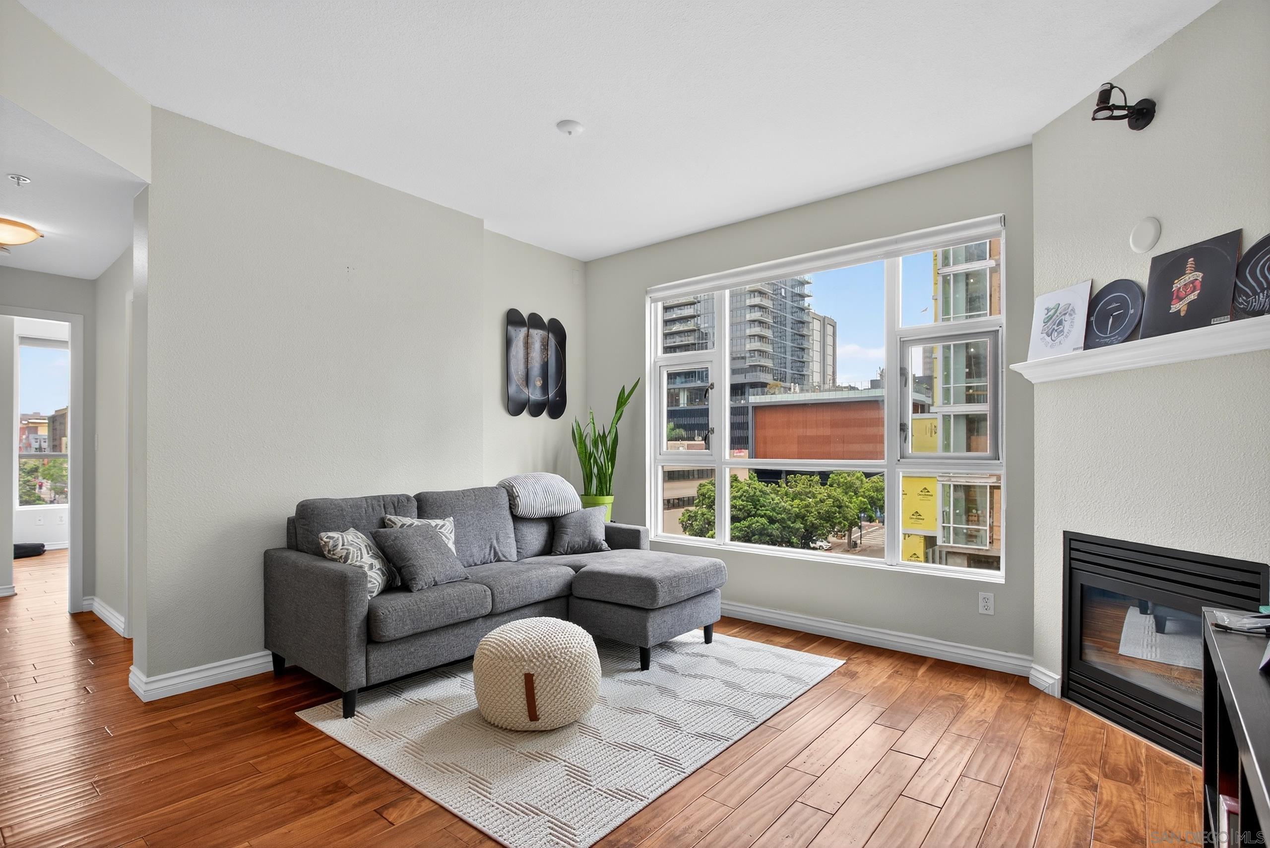 Detail Gallery Image 1 of 1 For 1240  India St  #618,  San Diego,  CA 92101 - 1 Beds | 1 Baths