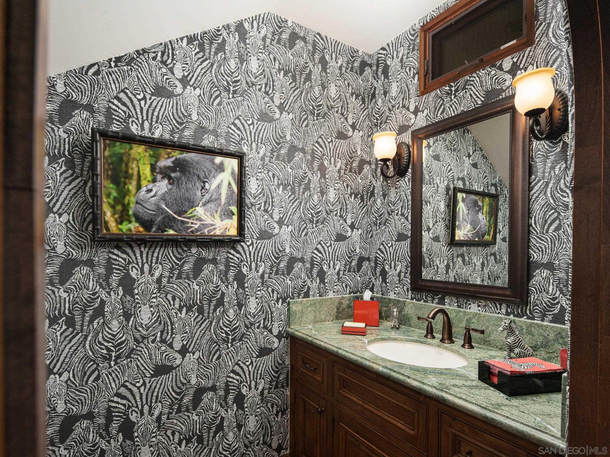 Detail Gallery Image 18 of 41 For 16409  via De Santa Fe, Rancho Santa Fe,  CA 92067 - 10 Beds | 10/3 Baths