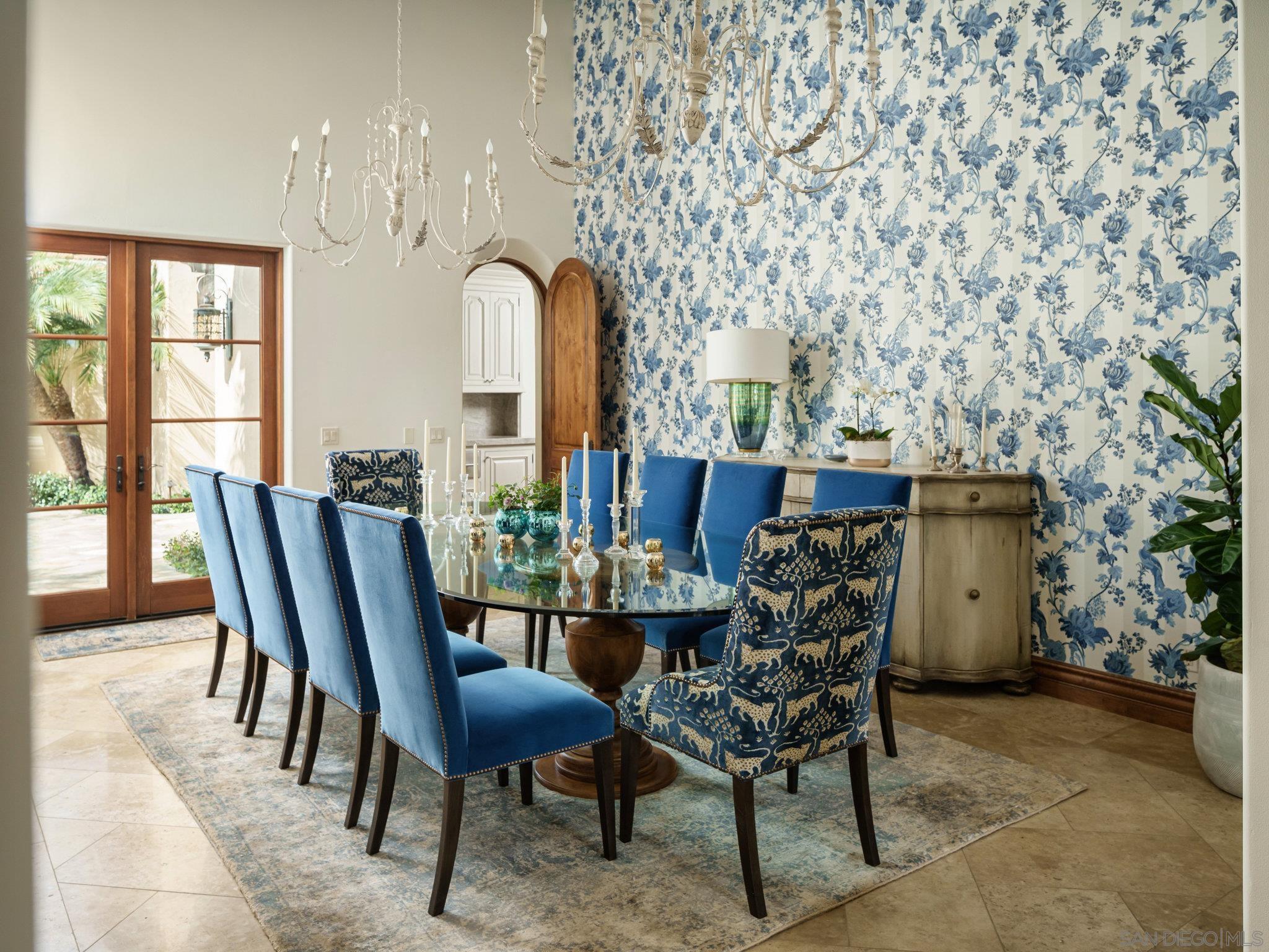 Detail Gallery Image 7 of 41 For 16409  via De Santa Fe, Rancho Santa Fe,  CA 92067 - 10 Beds | 10/3 Baths