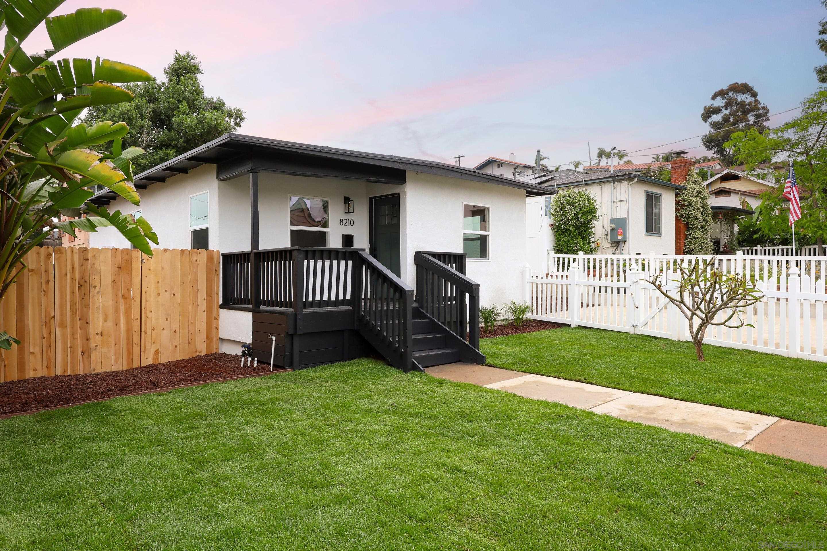 Detail Gallery Image 1 of 1 For 8210  Orchard  Ave, La Mesa,  CA 91942 - 2 Beds | 1 Baths