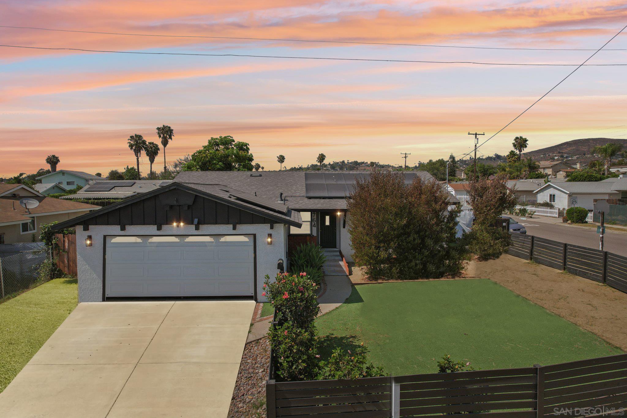 Front Image Thumbnail for SD250033494