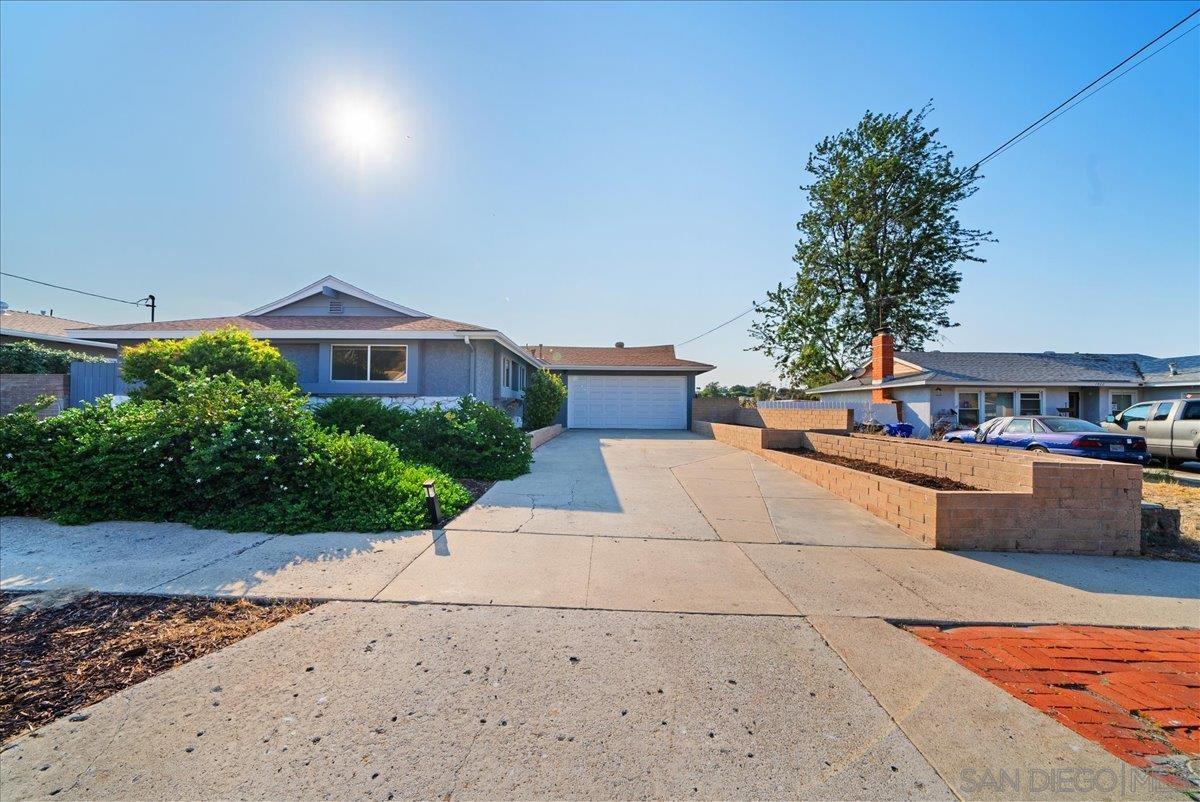 Detail Gallery Image 1 of 1 For 1554  Angelus Ave, Lemon Grove,  CA 91945 - 3 Beds | 2 Baths