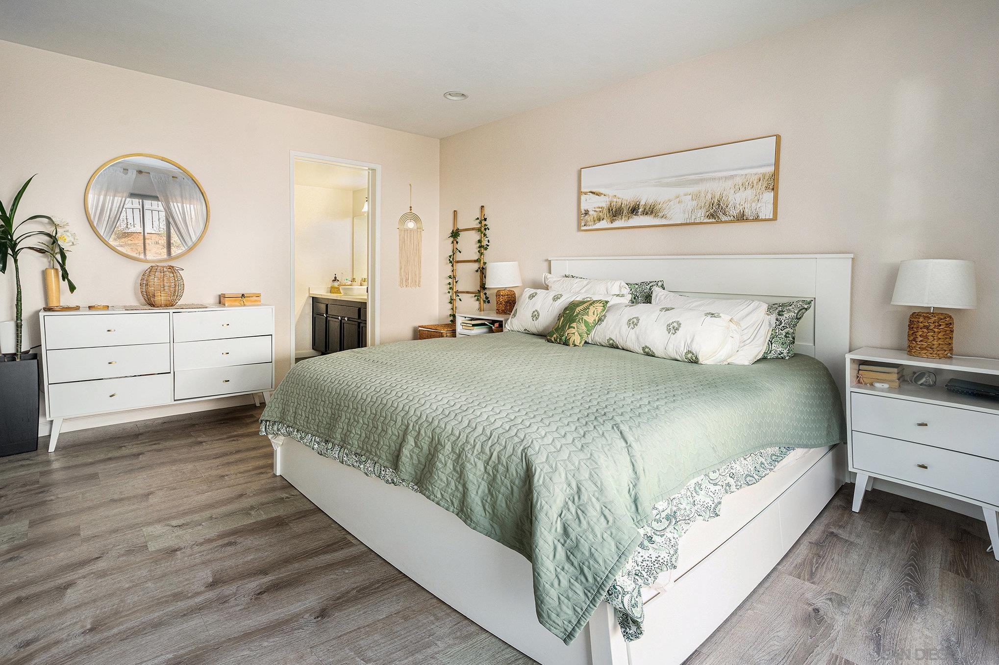 Detail Gallery Image 11 of 18 For 440  Citracado Pkwy  #14,  Escondido,  CA 92025 - 2 Beds | 2 Baths