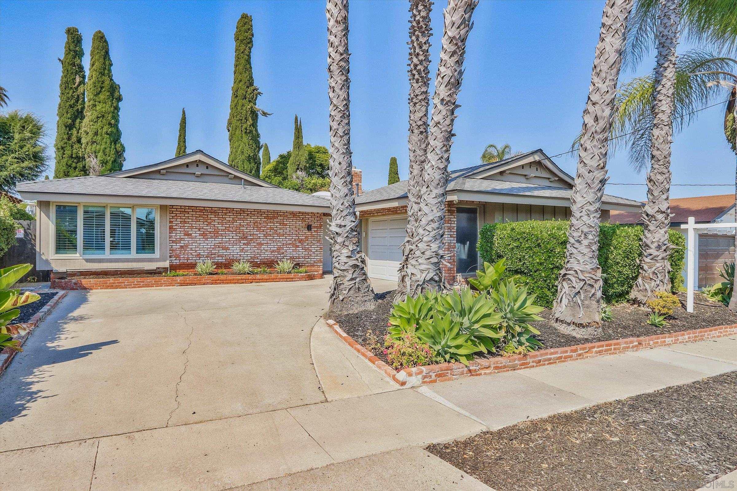 Detail Gallery Image 1 of 1 For 7804  Topaz Lake Ave., San Diego,  CA 92119 - 4 Beds | 2 Baths