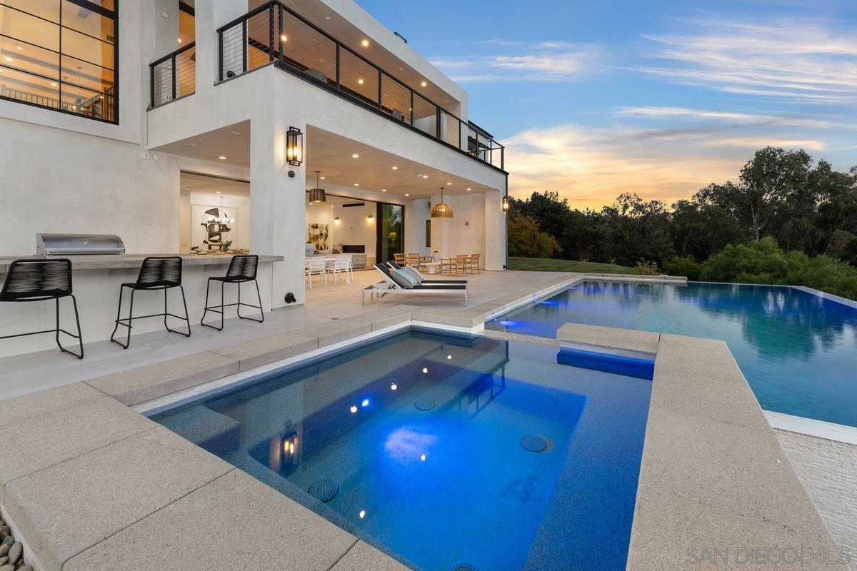 Detail Gallery Image 14 of 56 For 6691-93  Camino Saucito, Rancho Santa Fe,  CA 92067 - 6 Beds | 5/2 Baths