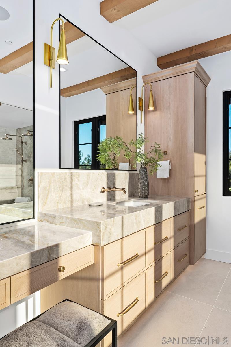 Detail Gallery Image 23 of 56 For 6691-93  Camino Saucito, Rancho Santa Fe,  CA 92067 - 6 Beds | 5/2 Baths