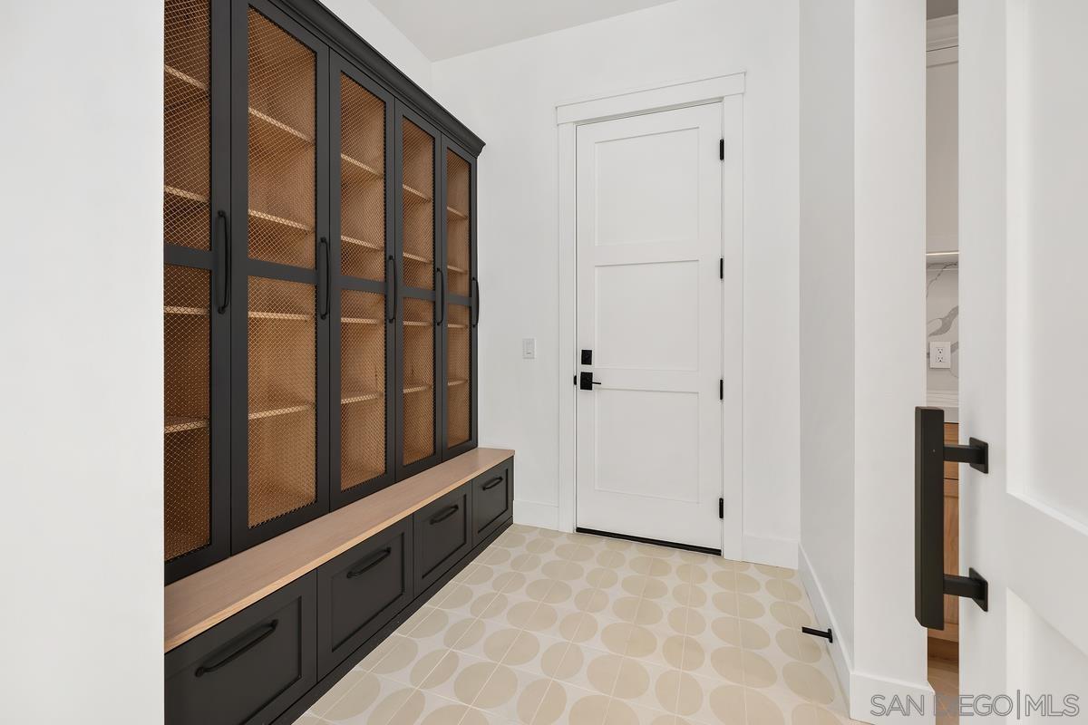 Detail Gallery Image 26 of 56 For 6691-93  Camino Saucito, Rancho Santa Fe,  CA 92067 - 6 Beds | 5/2 Baths