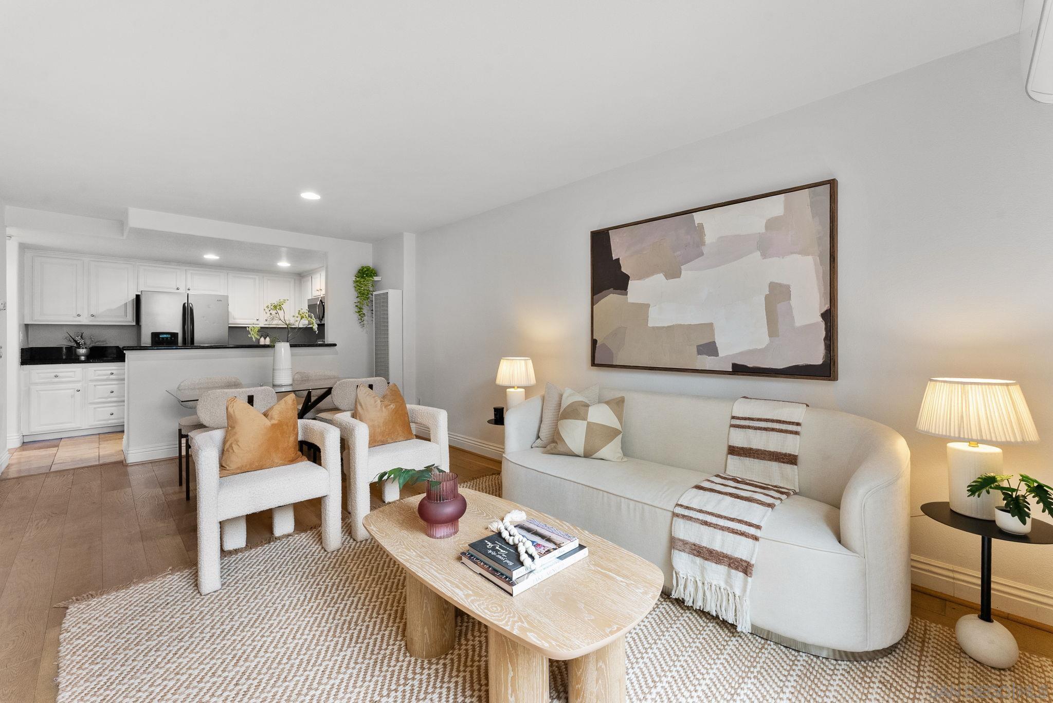 Front Image Thumbnail for SD250033694