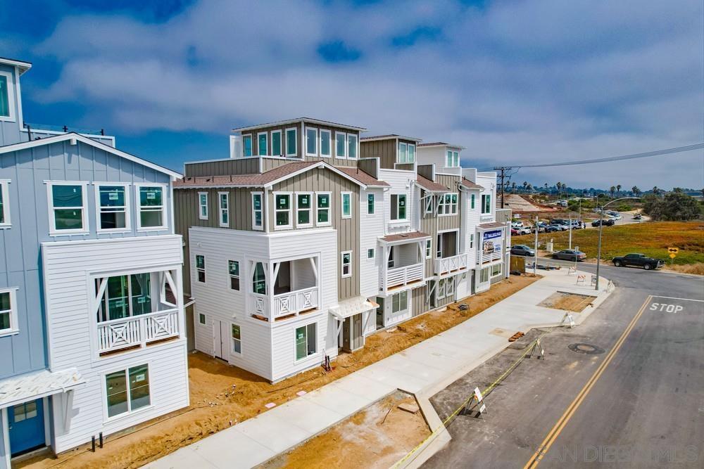 Detail Gallery Image 4 of 26 For 7064  Ponto Road, Carlsbad,  CA 92011 - 4 Beds | 2/1 Baths