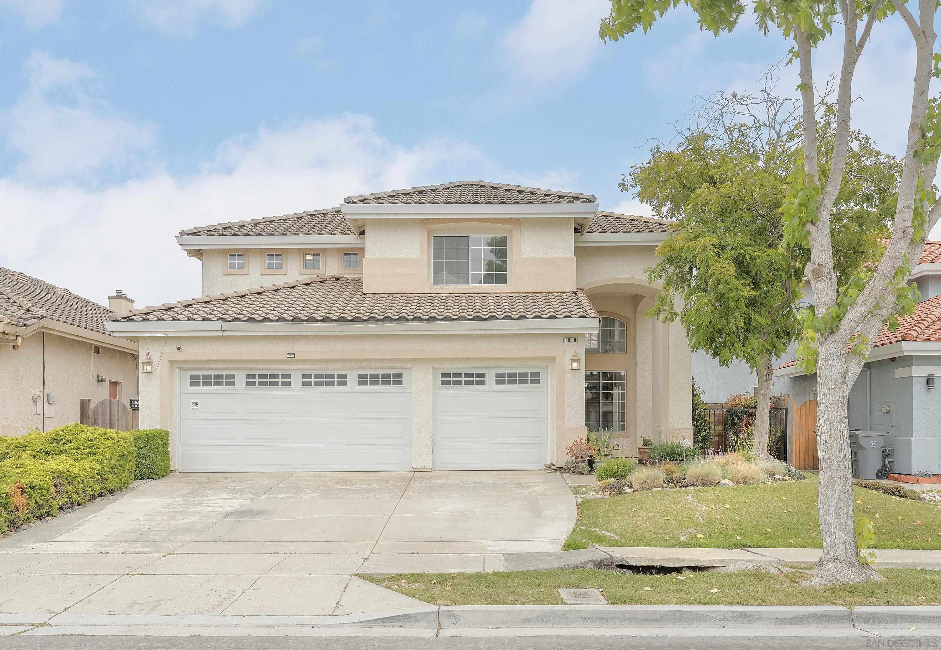 Front Image Thumbnail for SD250033879