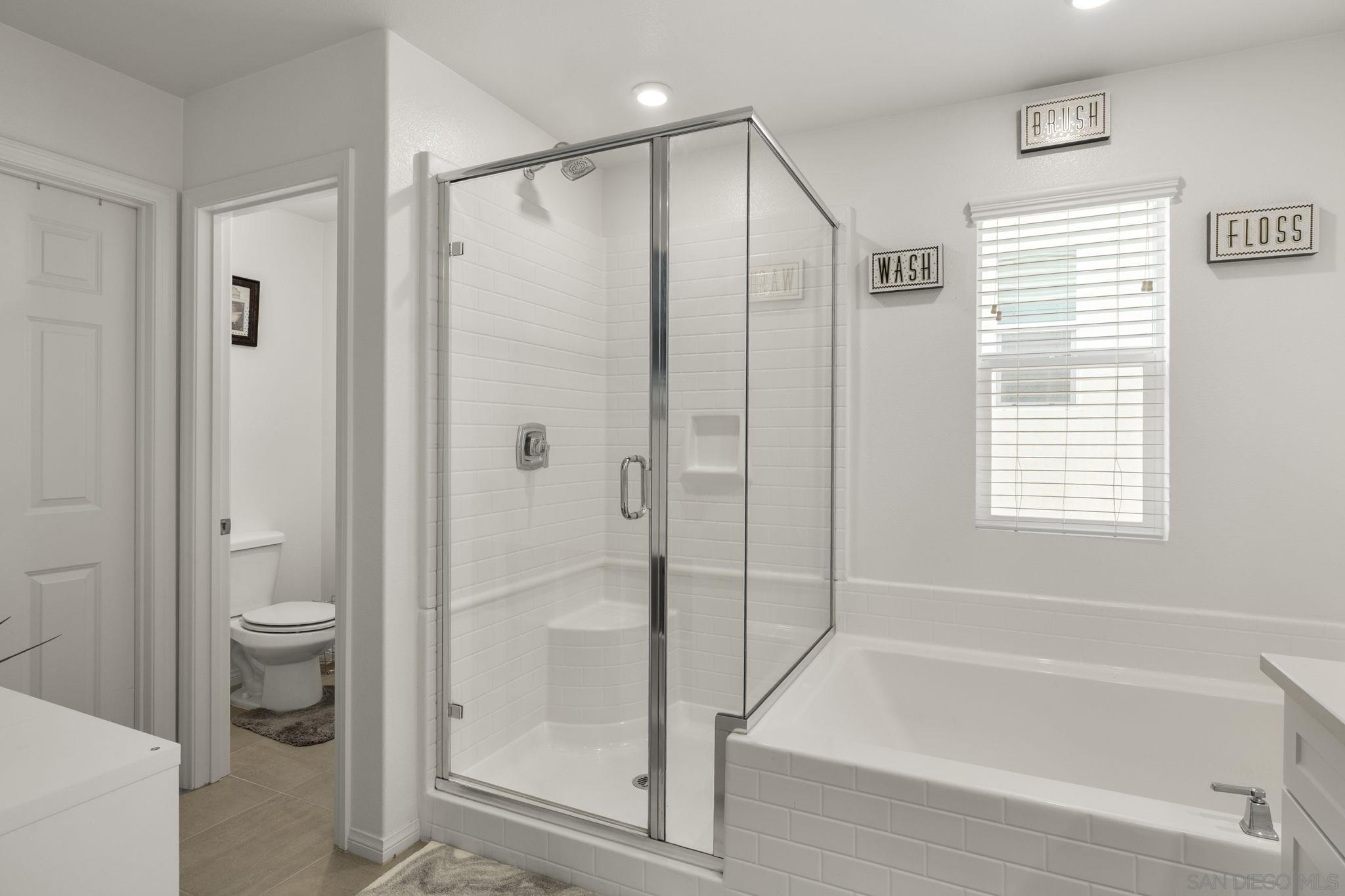 Detail Gallery Image 25 of 59 For 532  Enzo St  #75,  Lake Elsinore,  CA 92530 - 4 Beds | 3 Baths