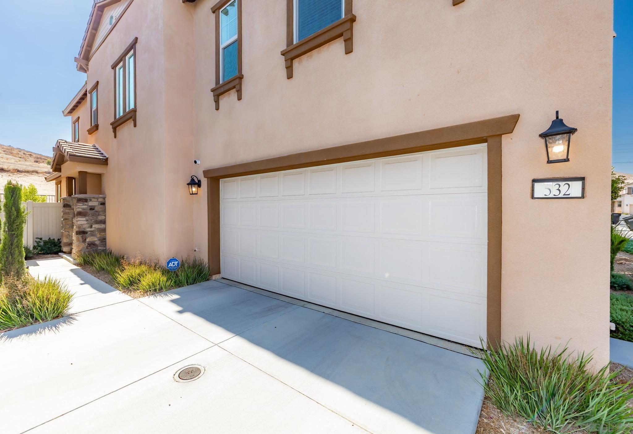 Detail Gallery Image 4 of 59 For 532  Enzo St  #75,  Lake Elsinore,  CA 92530 - 4 Beds | 3 Baths