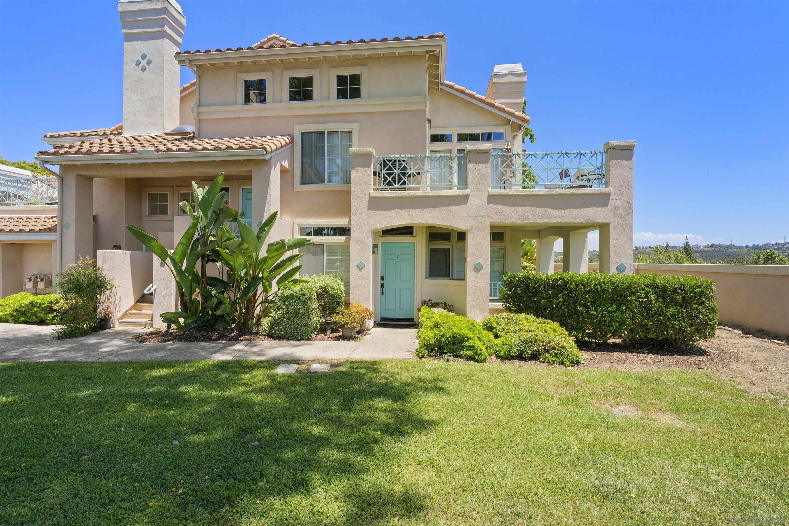 Detail Gallery Image 1 of 1 For 12650  Springbrook Dr, San Diego,  CA 92128 - 2 Beds | 2 Baths