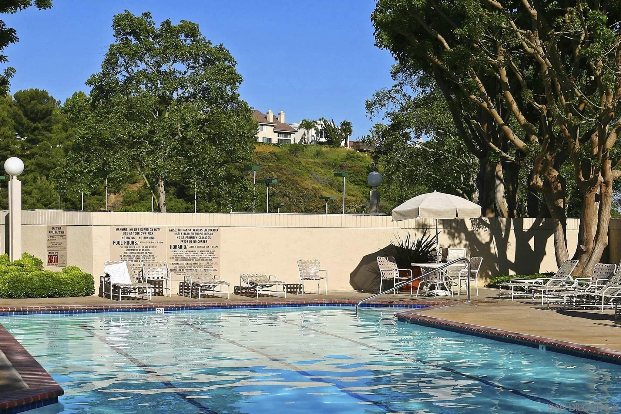 Detail Gallery Image 28 of 36 For 2585  Caminito Muirfield, La Jolla,  CA 92037 - 3 Beds | 2/1 Baths