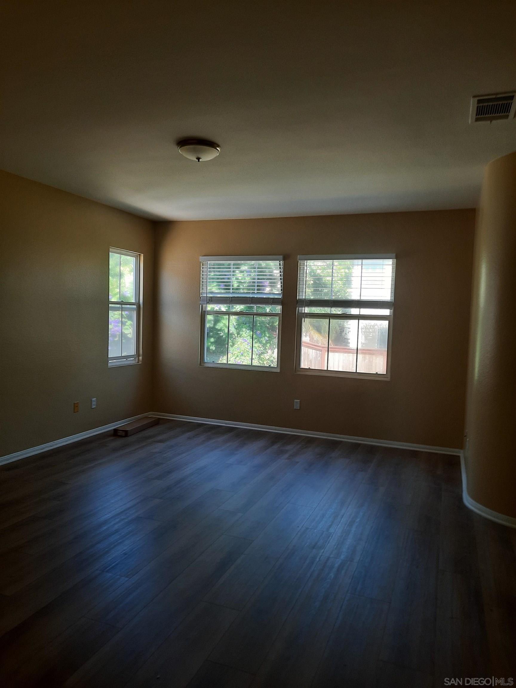 Detail Gallery Image 28 of 38 For 4641  Partow Wy, Oceanside,  CA 92057 - 5 Beds | 3/1 Baths