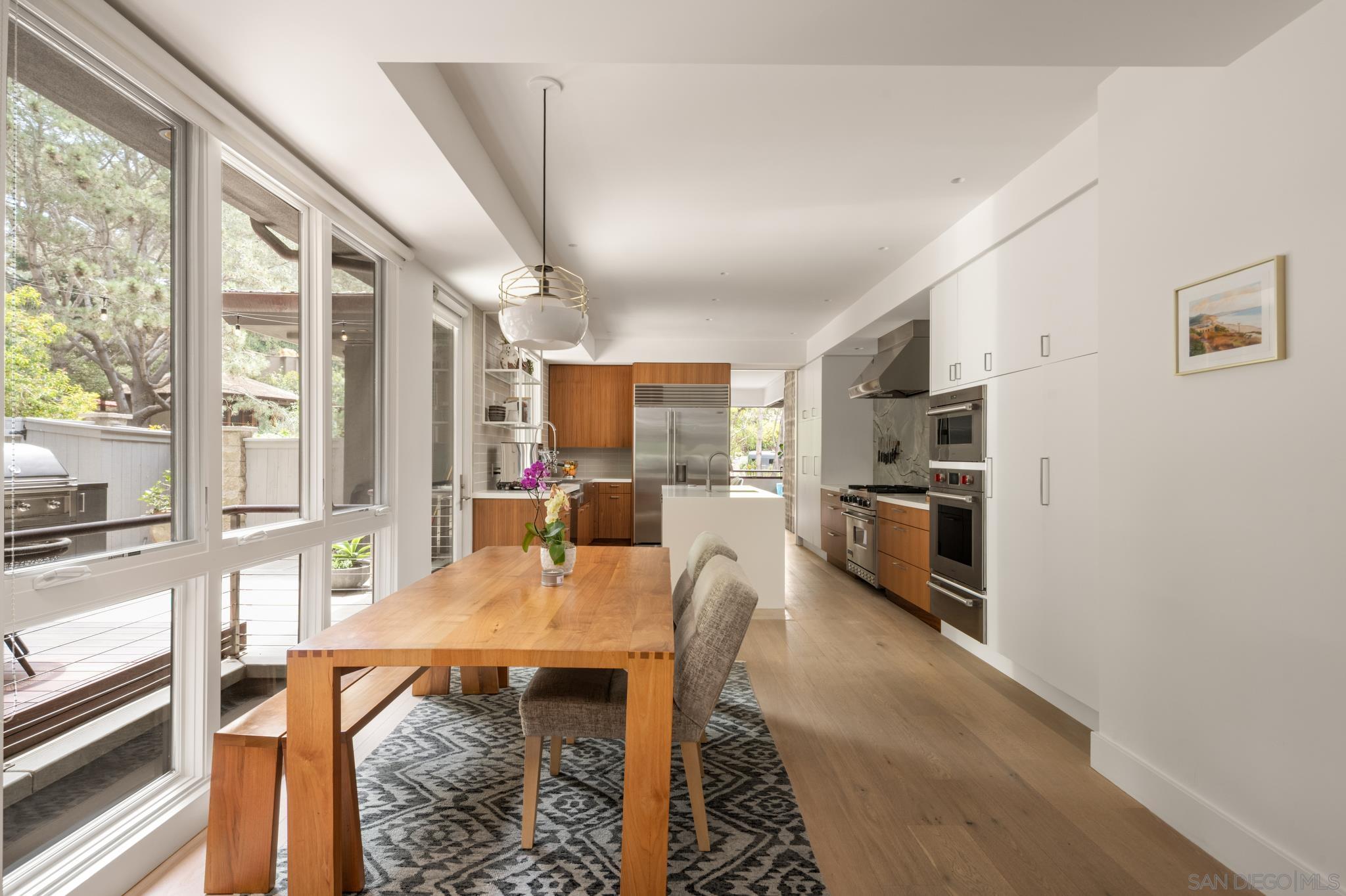 Detail Gallery Image 10 of 74 For 404  Pine Needles, Del Mar,  CA 92014 - 4 Beds | 4/1 Baths