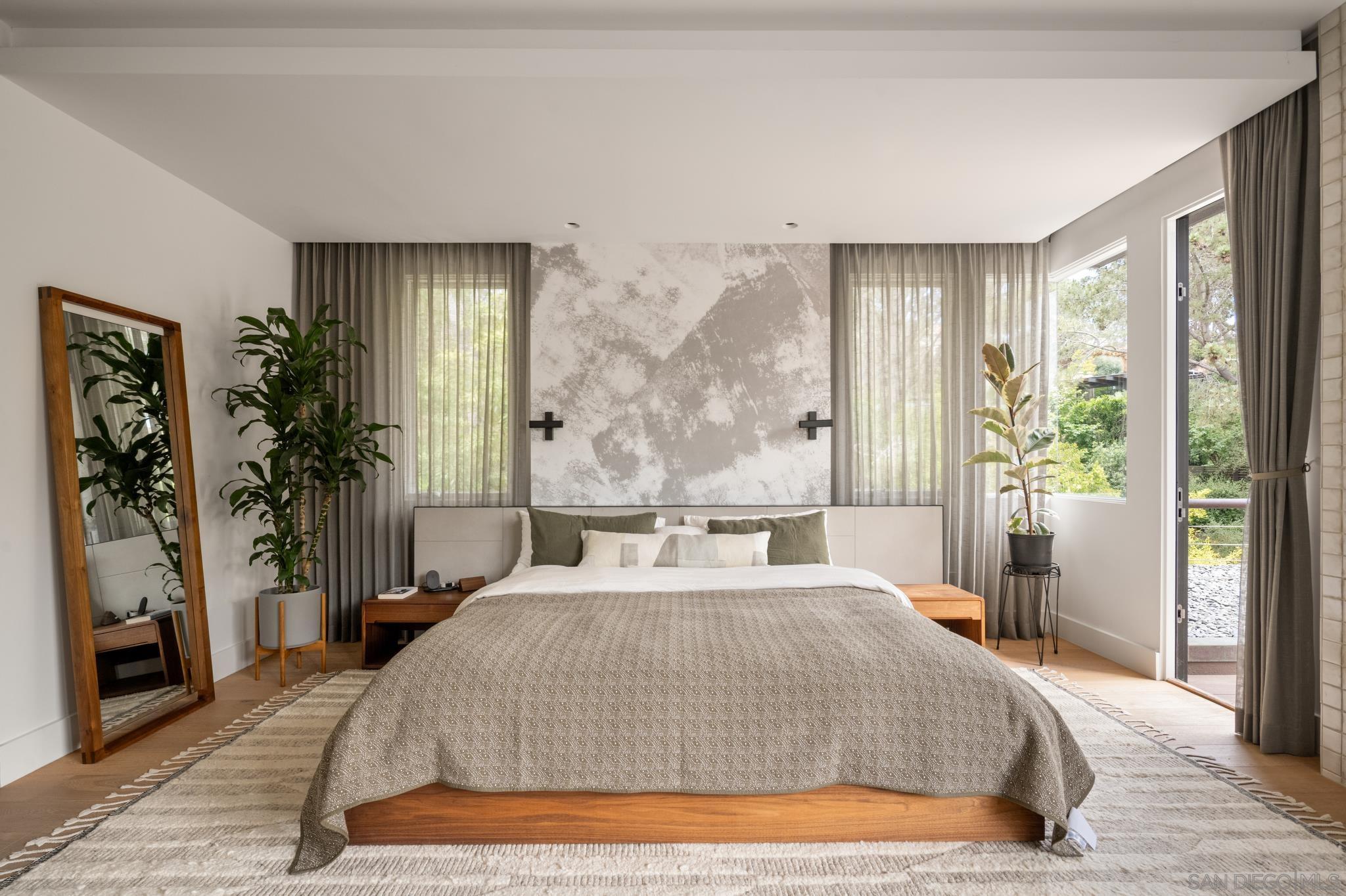 Detail Gallery Image 24 of 74 For 404  Pine Needles, Del Mar,  CA 92014 - 4 Beds | 4/1 Baths