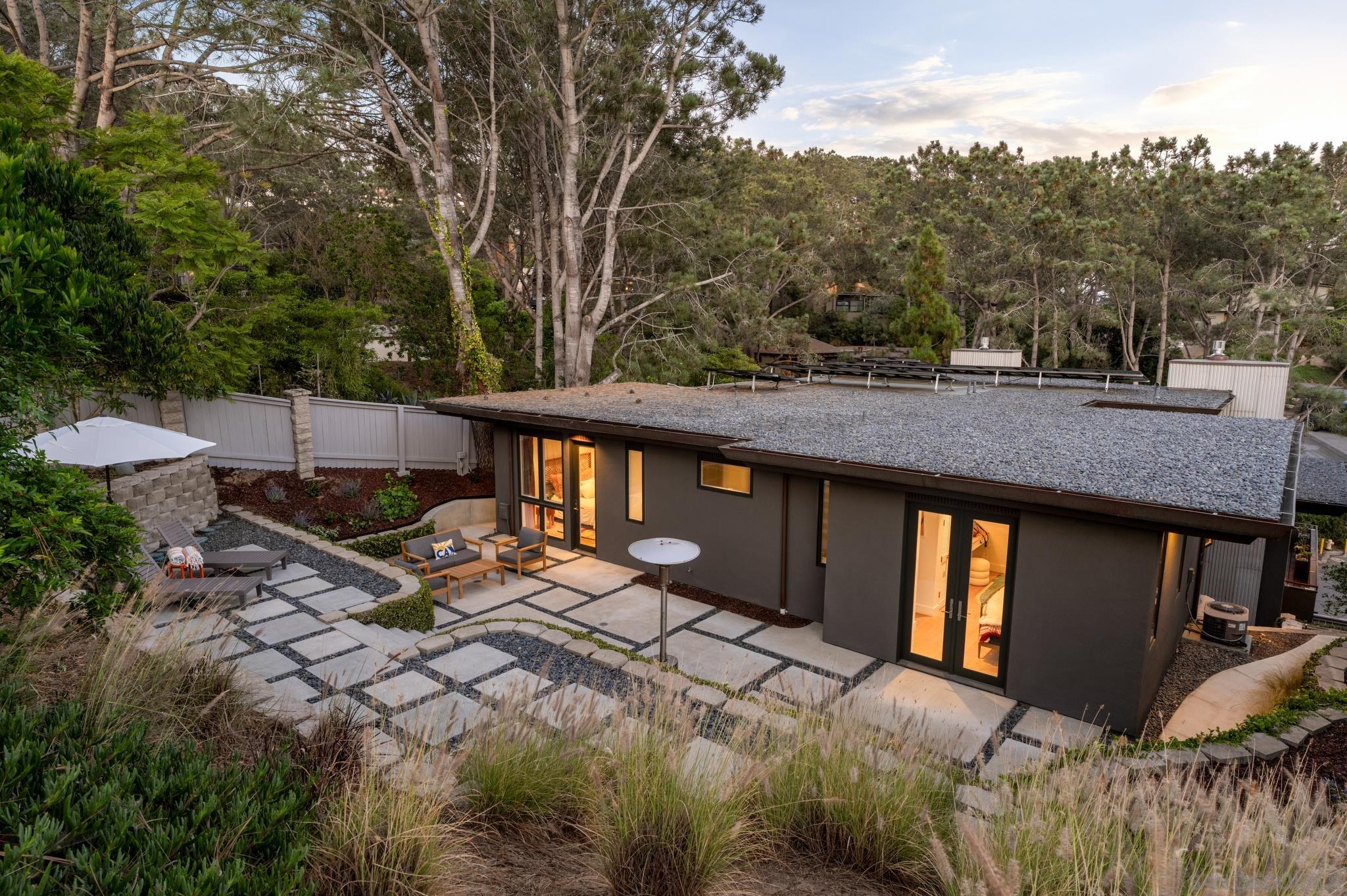 Detail Gallery Image 46 of 74 For 404  Pine Needles, Del Mar,  CA 92014 - 4 Beds | 4/1 Baths