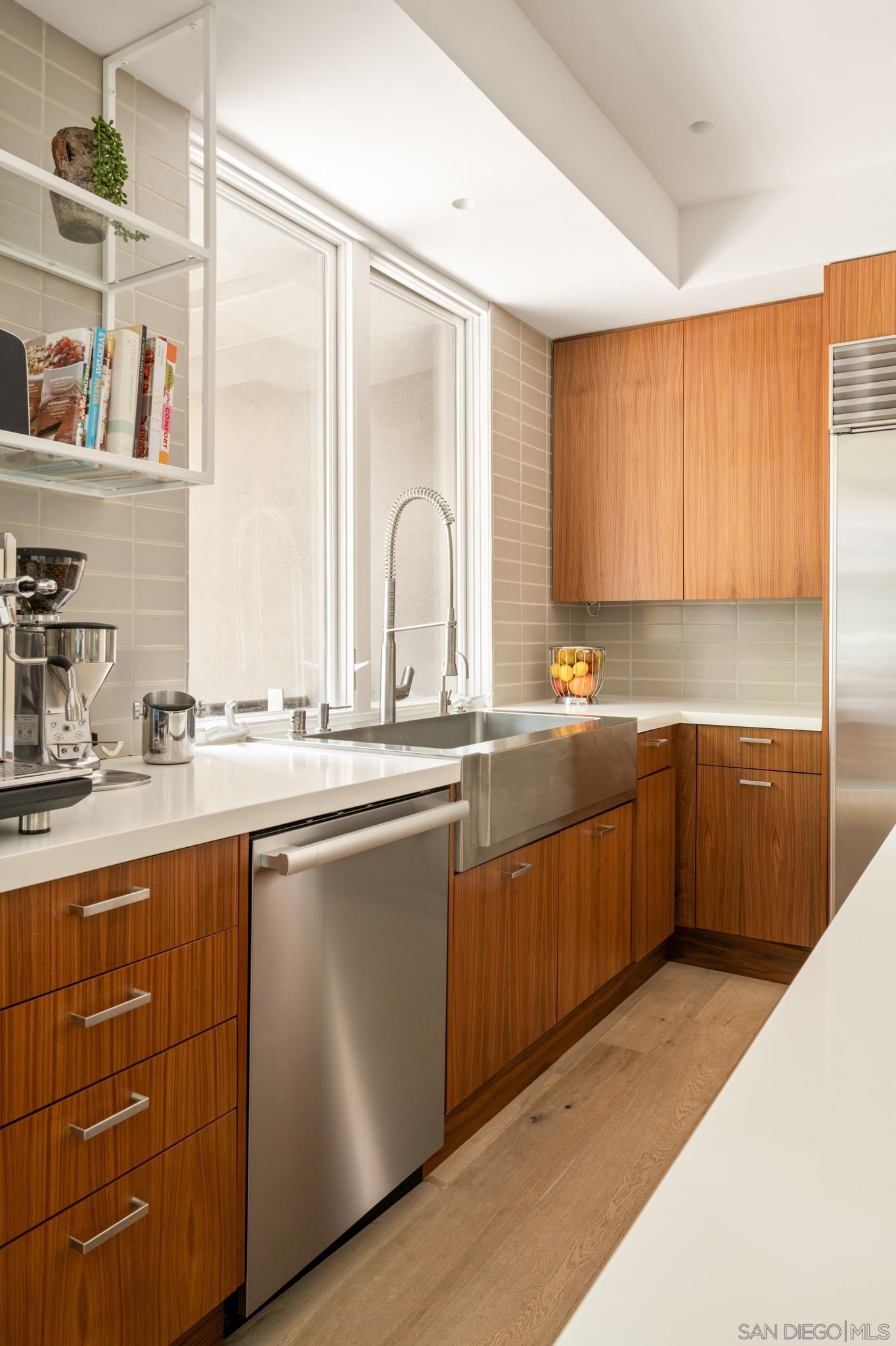 Detail Gallery Image 70 of 74 For 404  Pine Needles, Del Mar,  CA 92014 - 4 Beds | 4/1 Baths