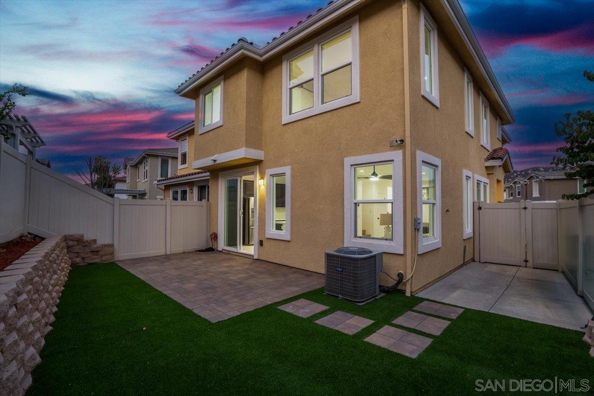 Front Image Thumbnail for SD250034098