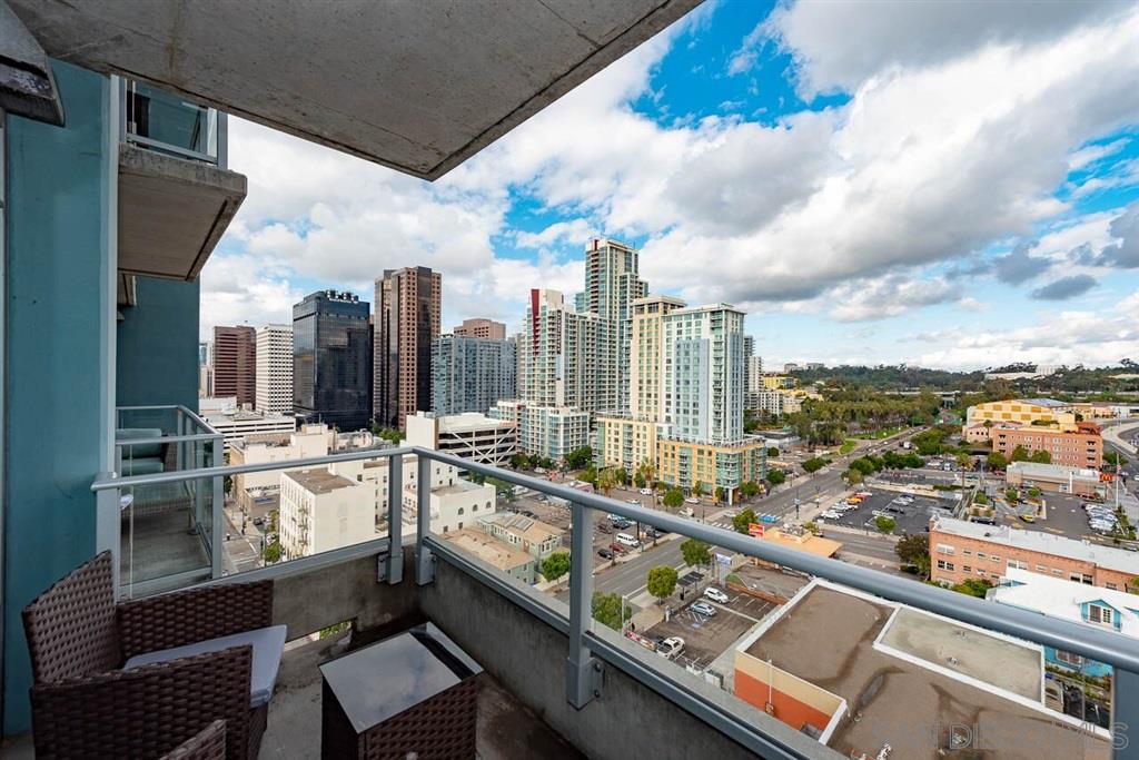 Detail Gallery Image 1 of 1 For 1080  Park Blvd  1405, San Diego,  CA 92101 - 1 Beds | 1 Baths